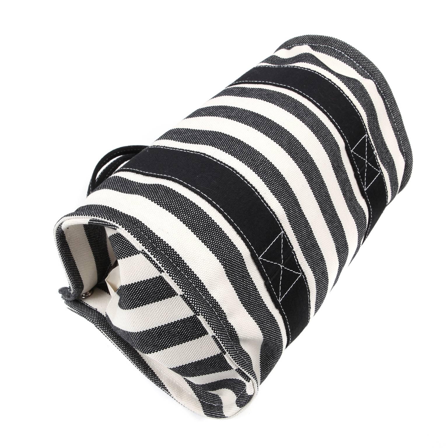 Women's Hermes Black and White Striped Canvas Tote with pochette For Sale