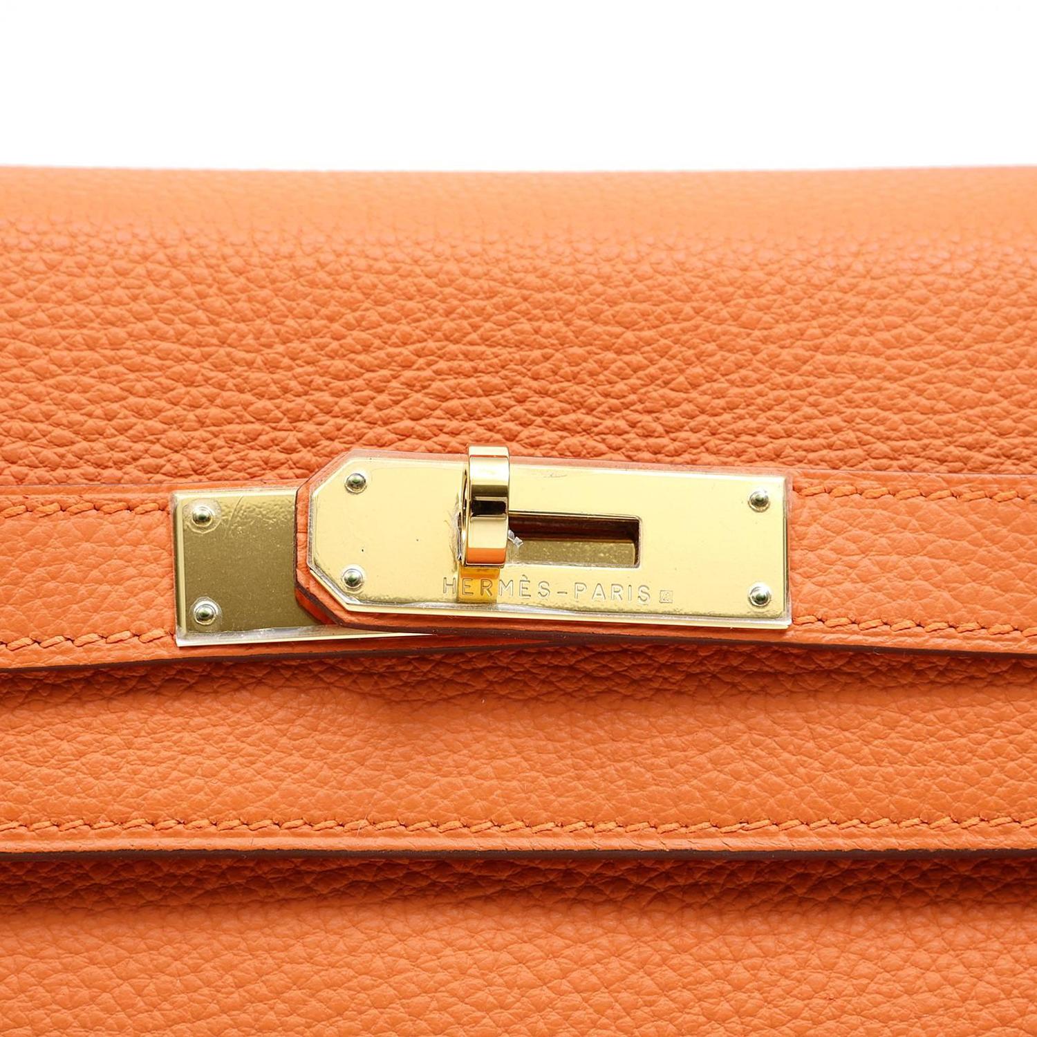 hermes birkin 40 in gold boxcalf leather and gold tone hardware  