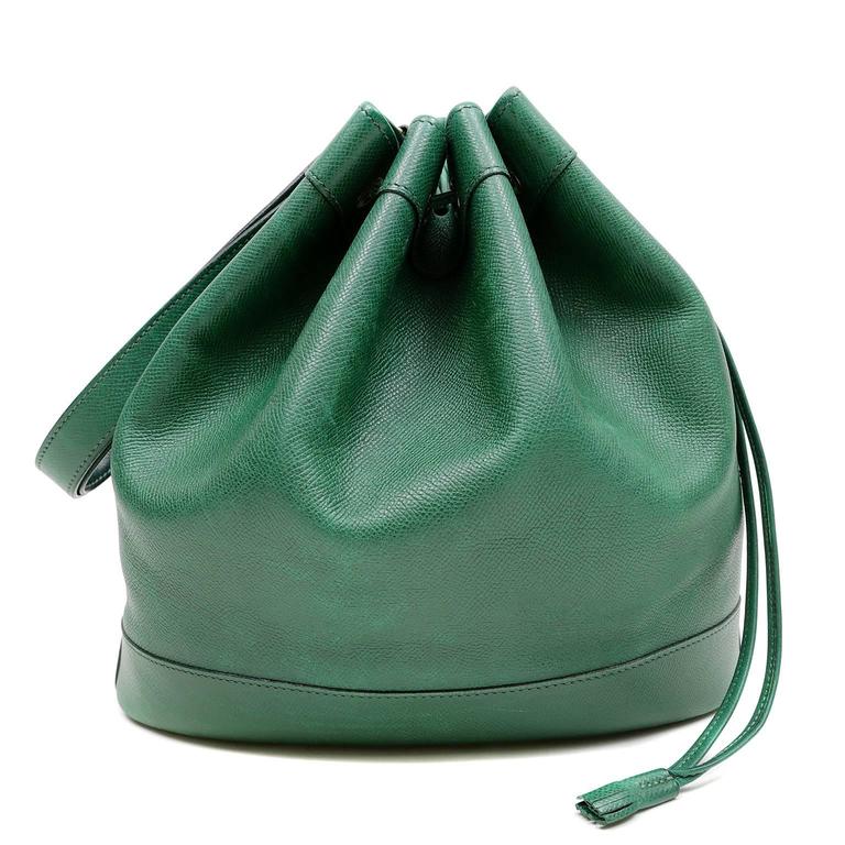 Hermès Dark Green Leather Drawstring Market Bag For Sale at 1stdibs
