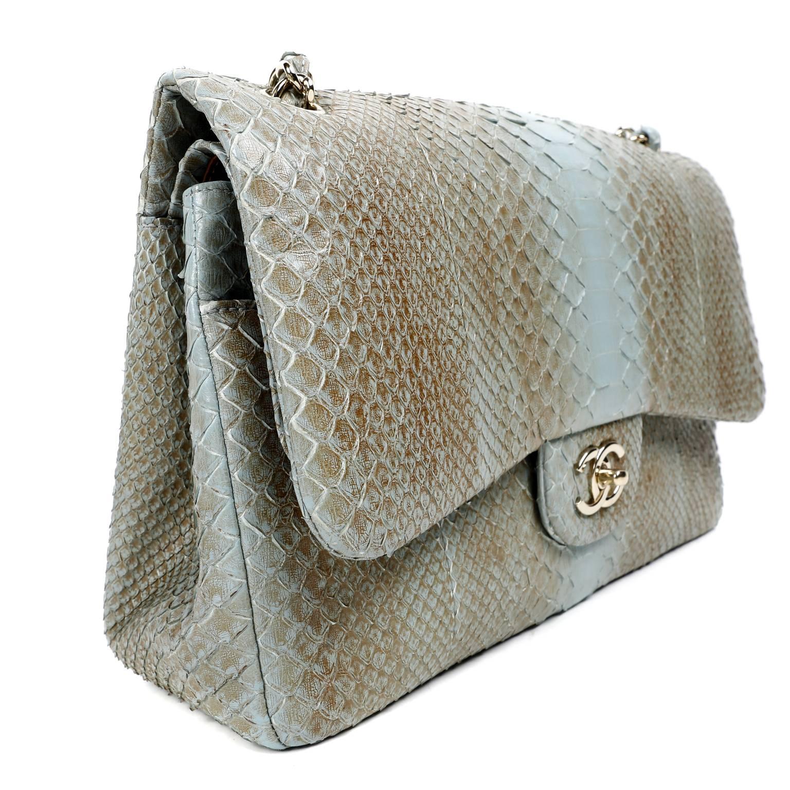 Grigio Chanel Degrade Python Jumbo Classic- Marrone e Blu in vendita