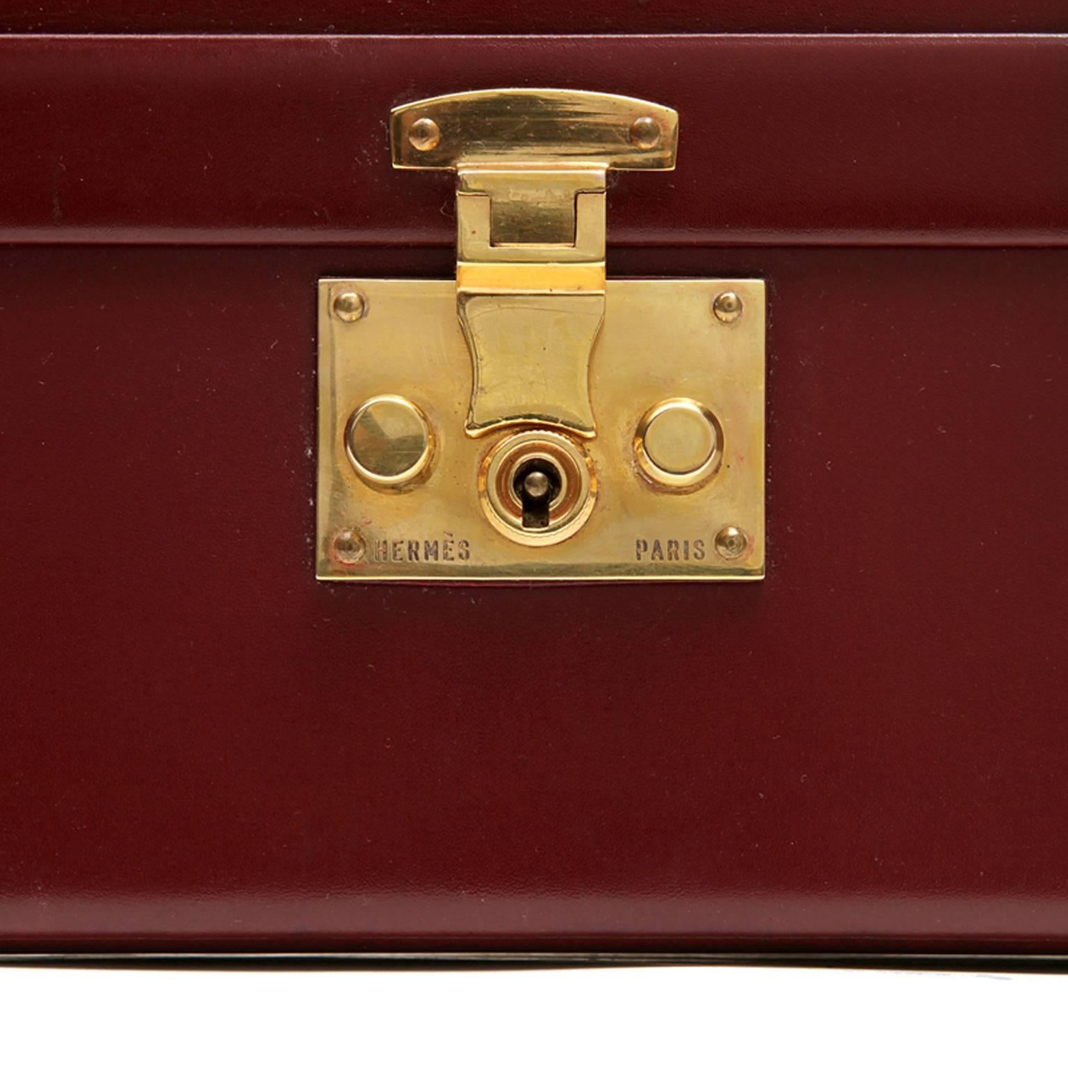 Hermès Vintage Rouge Box Calf Jewelry Travel Case For Sale 1