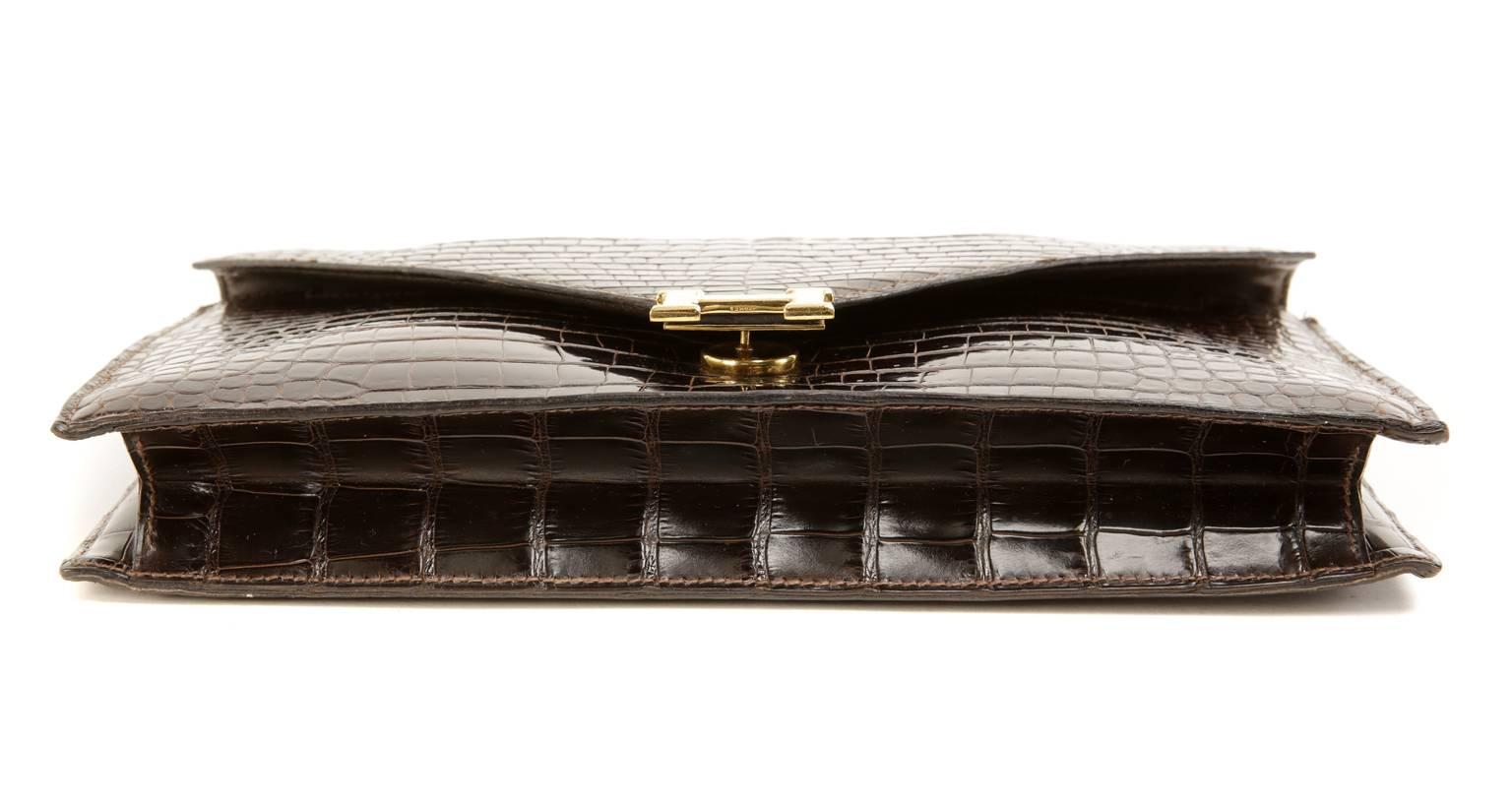Hermès Brown Crocodile Lydie Clutch with Strap In Excellent Condition In Malibu, CA