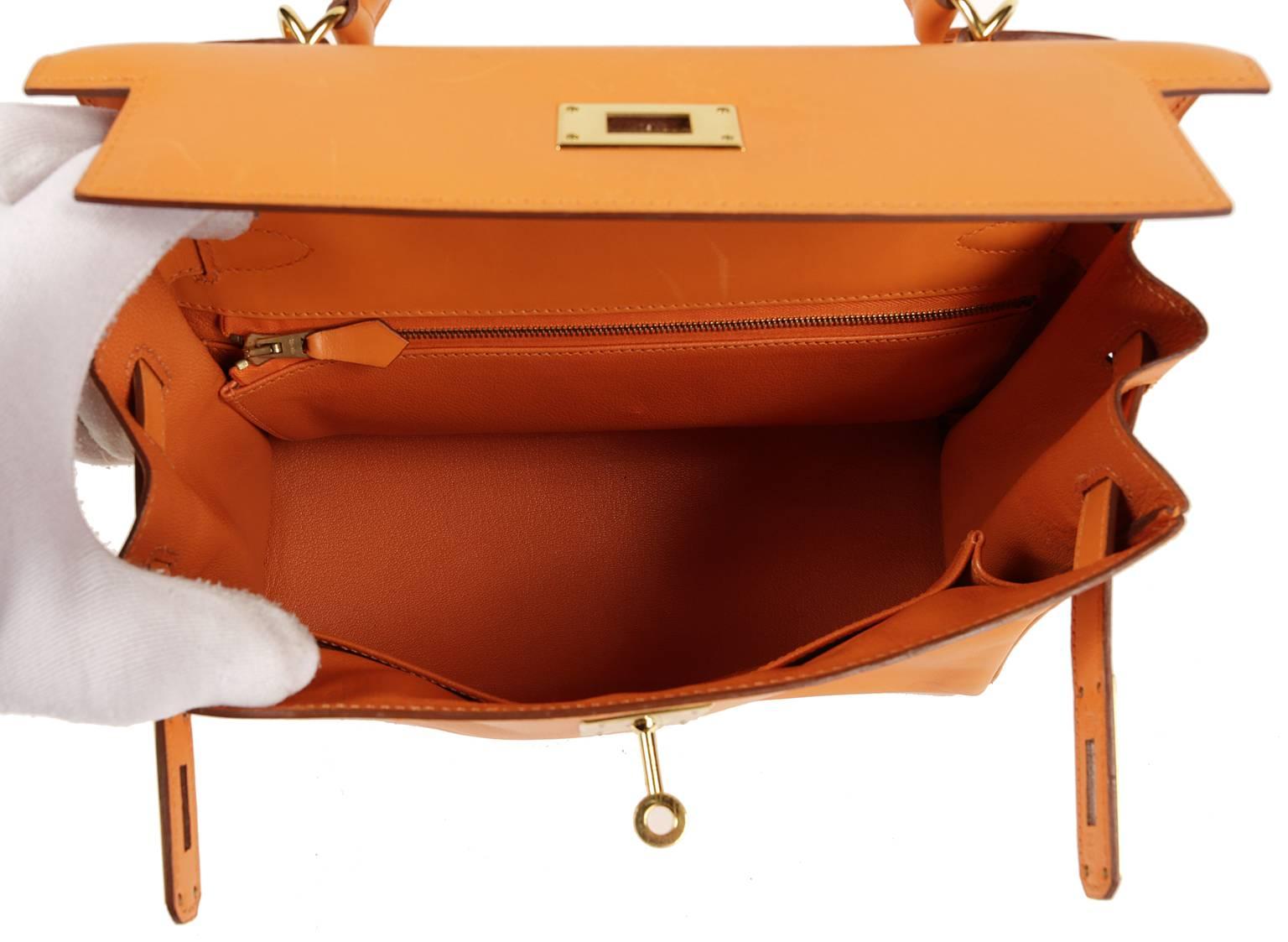 Women's Hermès Orange Box Calf Kelly Bag- 28 cm with GHW For Sale
