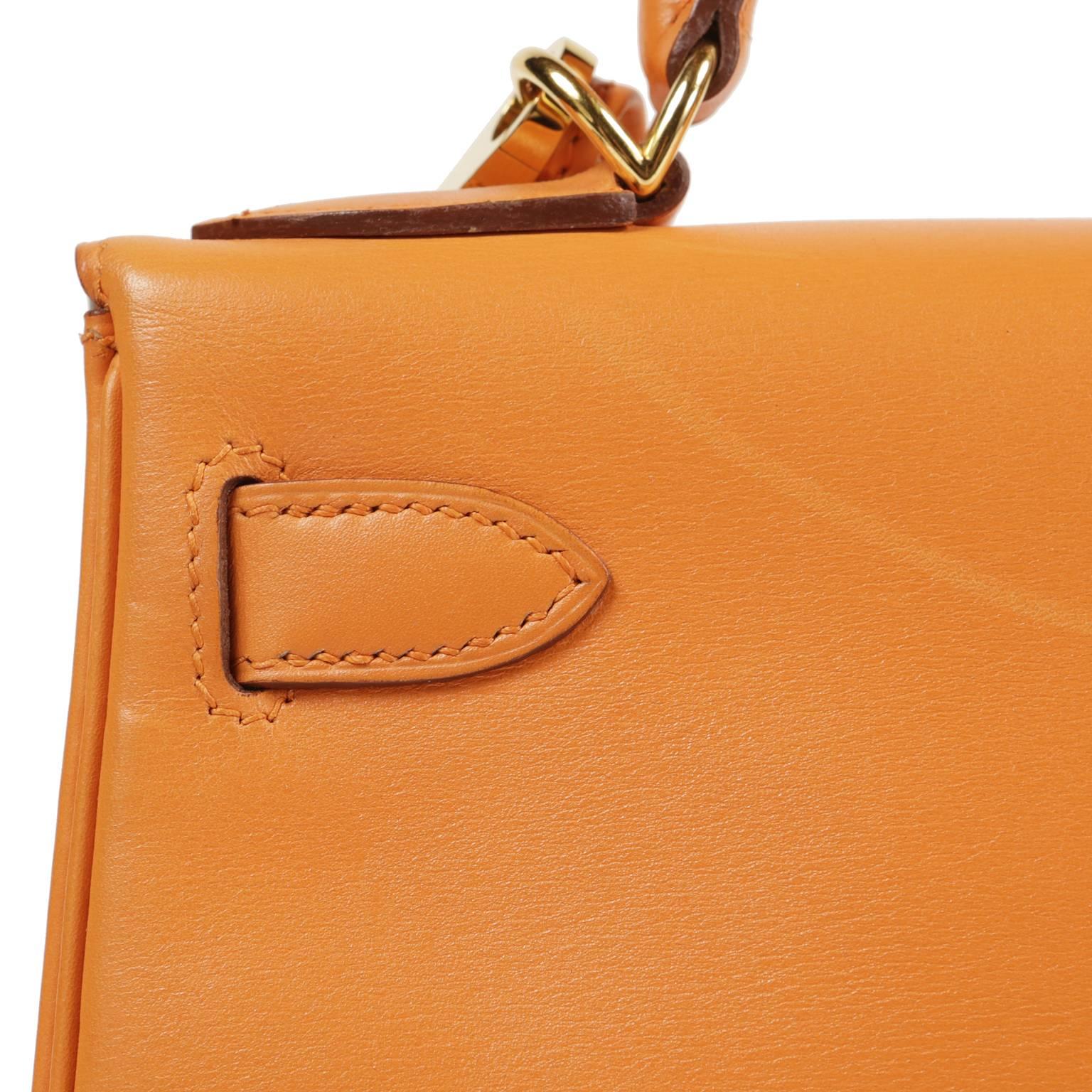 Hermès Orange Box Calf Kelly Bag- 28 cm with GHW For Sale 3