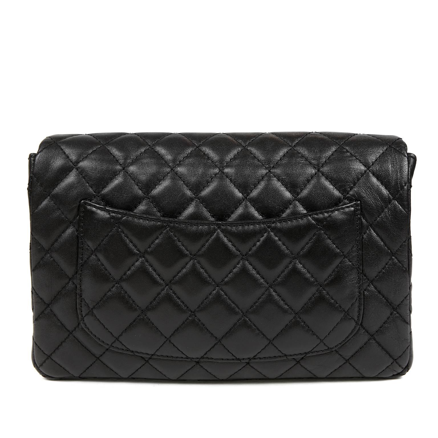 Chanel Black Quilted Leather Flap Bag- EXCELLENT PLUS Condition
 Elegant and timeless, this medium sized shoulder bag is a smart addition for any polished wardrobe. 

Black leather is quilted in signature Chanel diamond pattern.  Matte gold