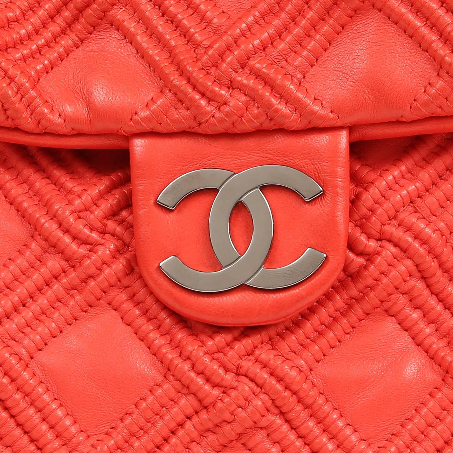 Chanel Red Leather Walk of Fame Flap Bag In New Condition In Malibu, CA