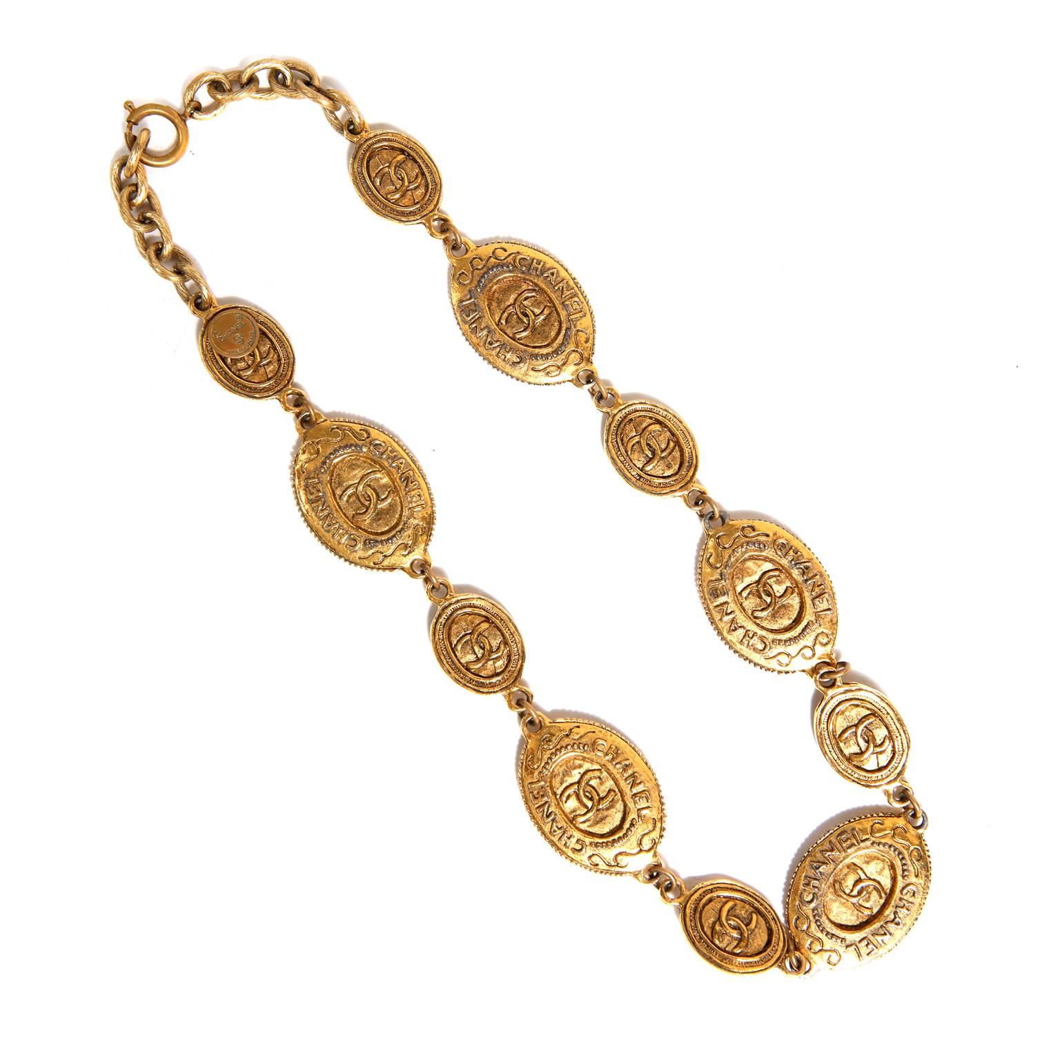 Chanel Oval Coin Necklace In Excellent Condition In Malibu, CA