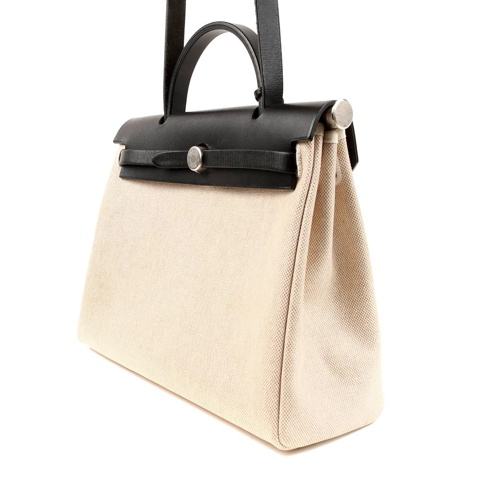 Hermès Black Toile Her Shoulder Bag 2