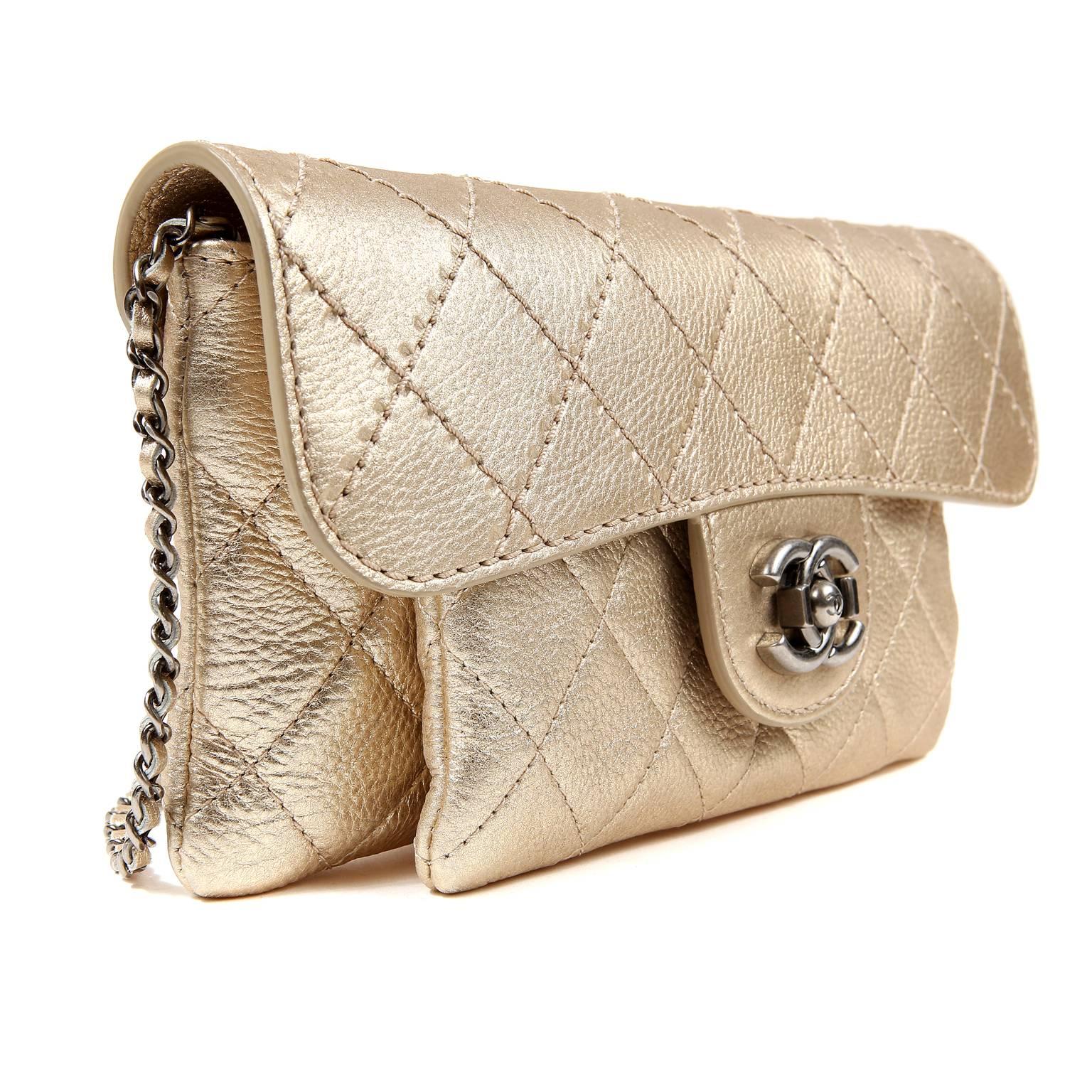 Chanel Metallic Gold Leather Cross Body Clutch Bag In New Condition In Malibu, CA