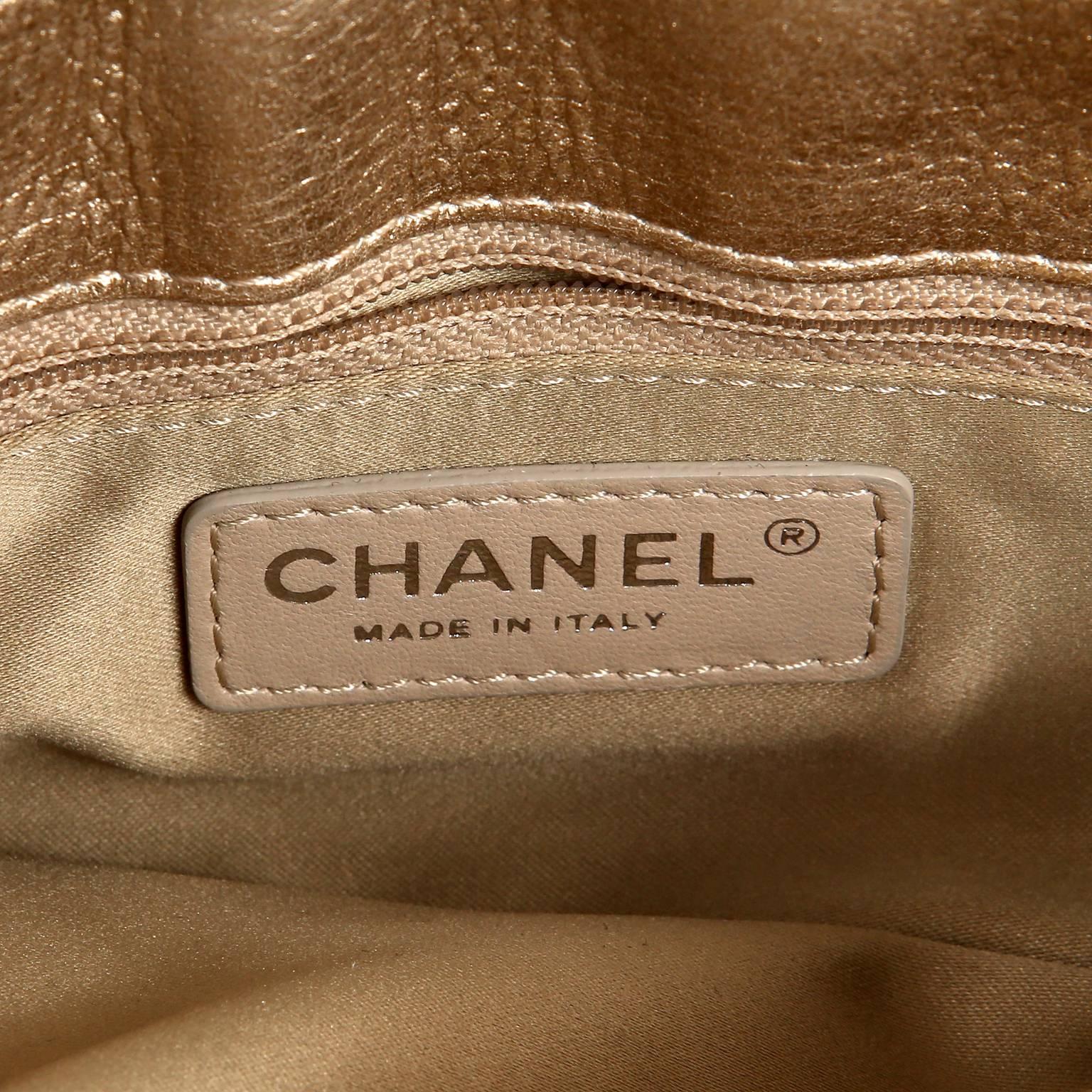 Chanel Metallic Gold Leather Cross Body Clutch Bag 4