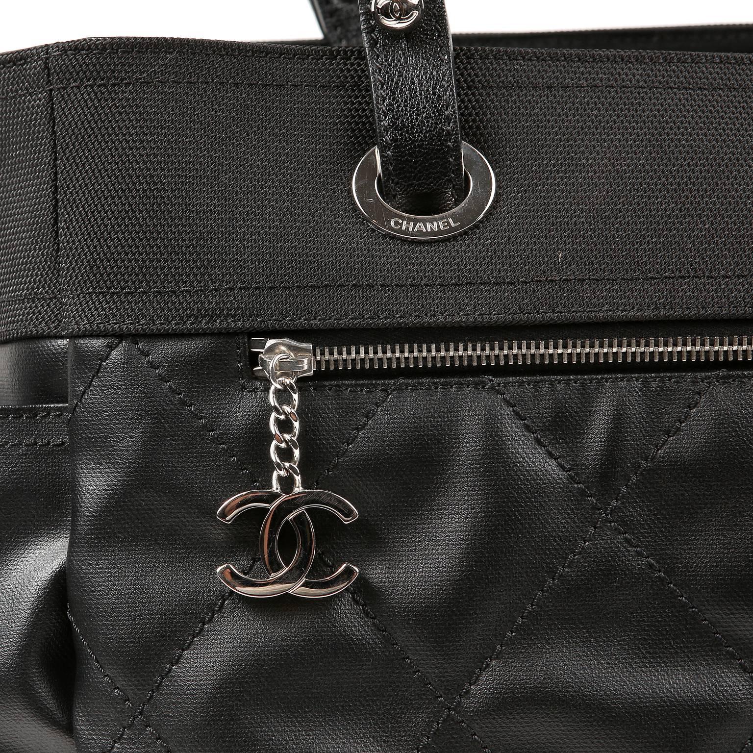Women's or Men's Chanel Black Canvas Biarritz XL Tote Bag For Sale
