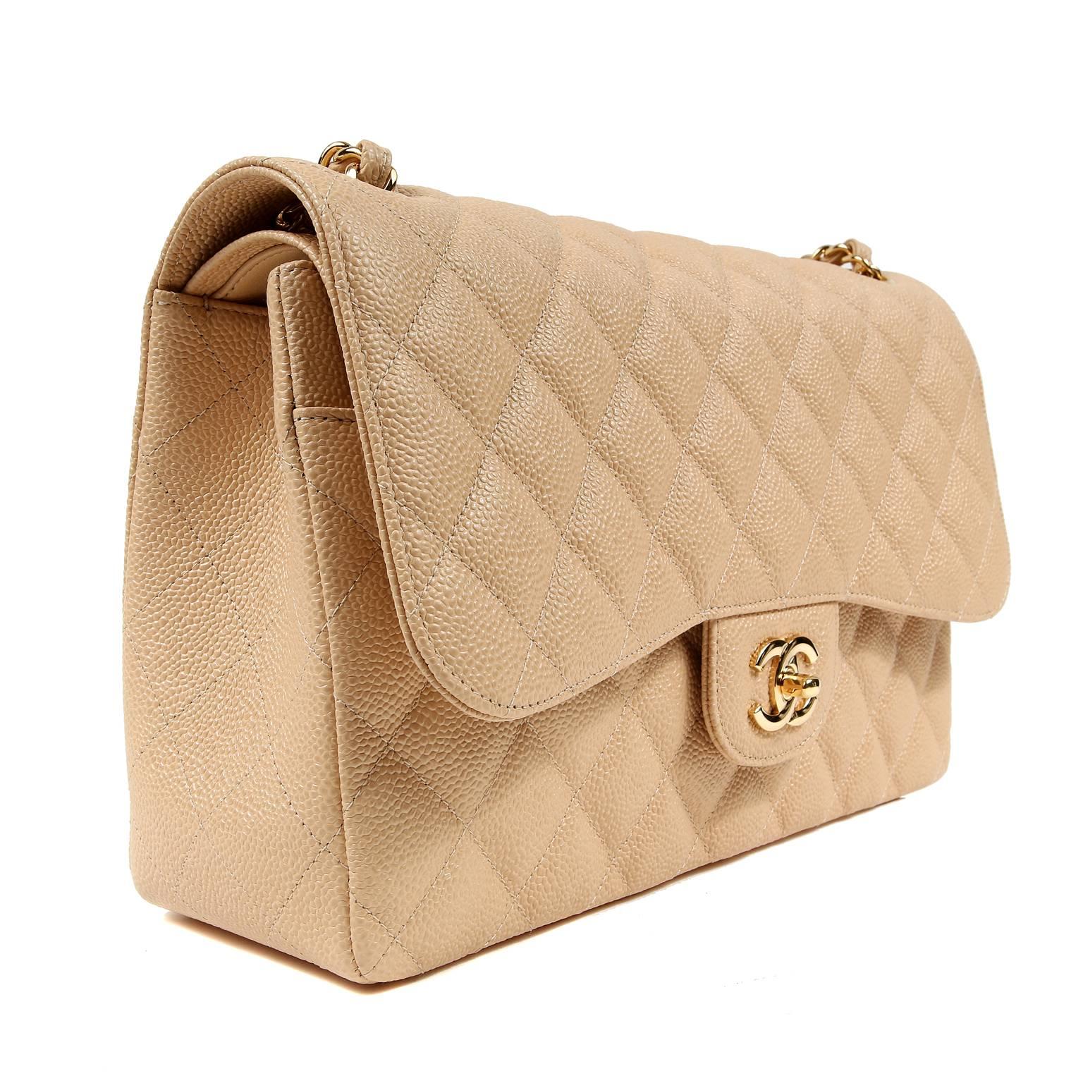 Chanel Beige Caviar Jumbo Classic with GHW In New Condition In Malibu, CA