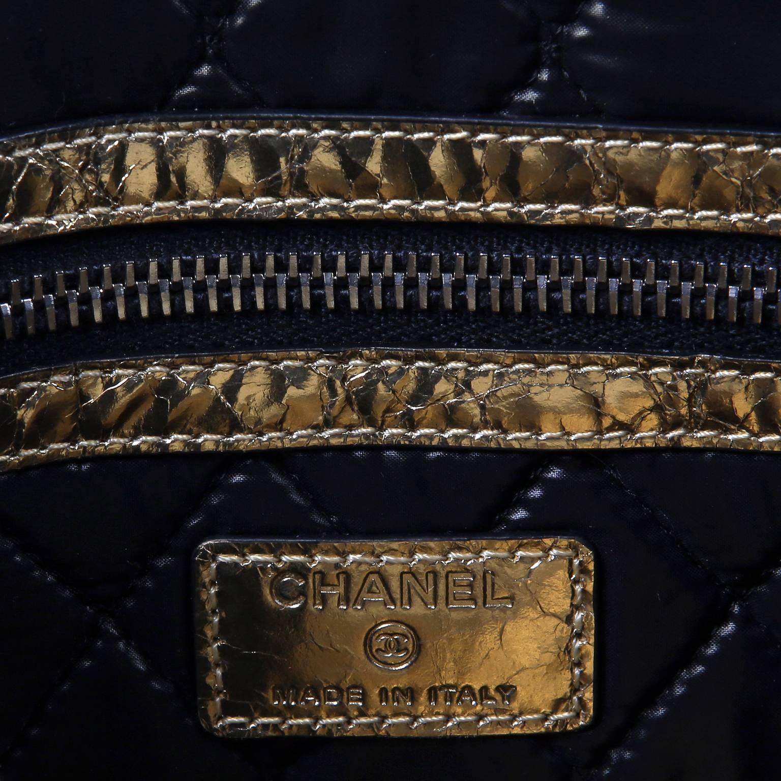 Chanel Gold Je Ne Suis Pas En Solde Clutch For Sale 3