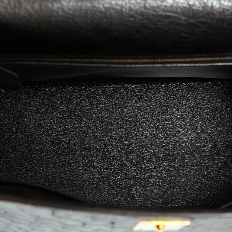 Hermes Black Ostrich 32 cm Kelly with Gold Hardware For Sale at 1stDibs