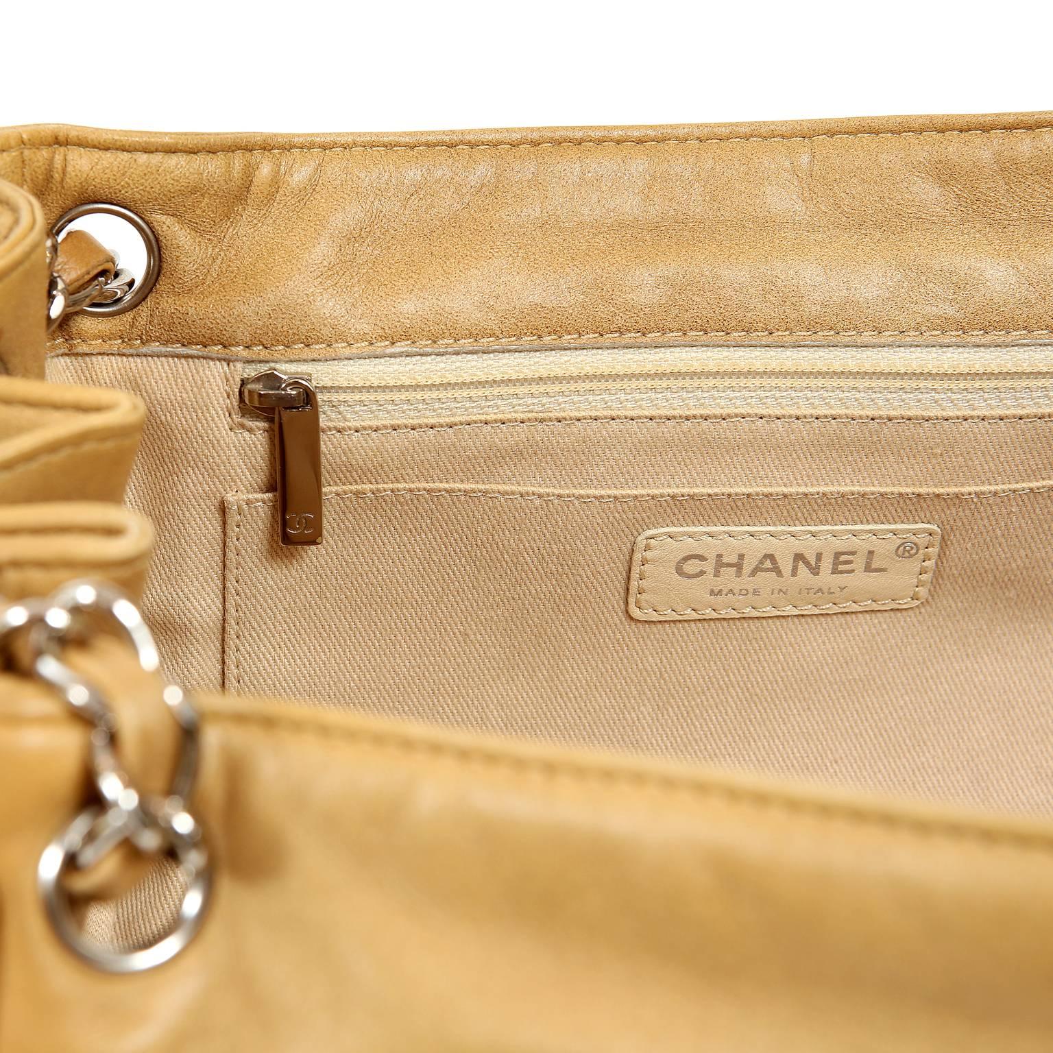 Chanel Beige Leather Accordion Flap Bag For Sale 5