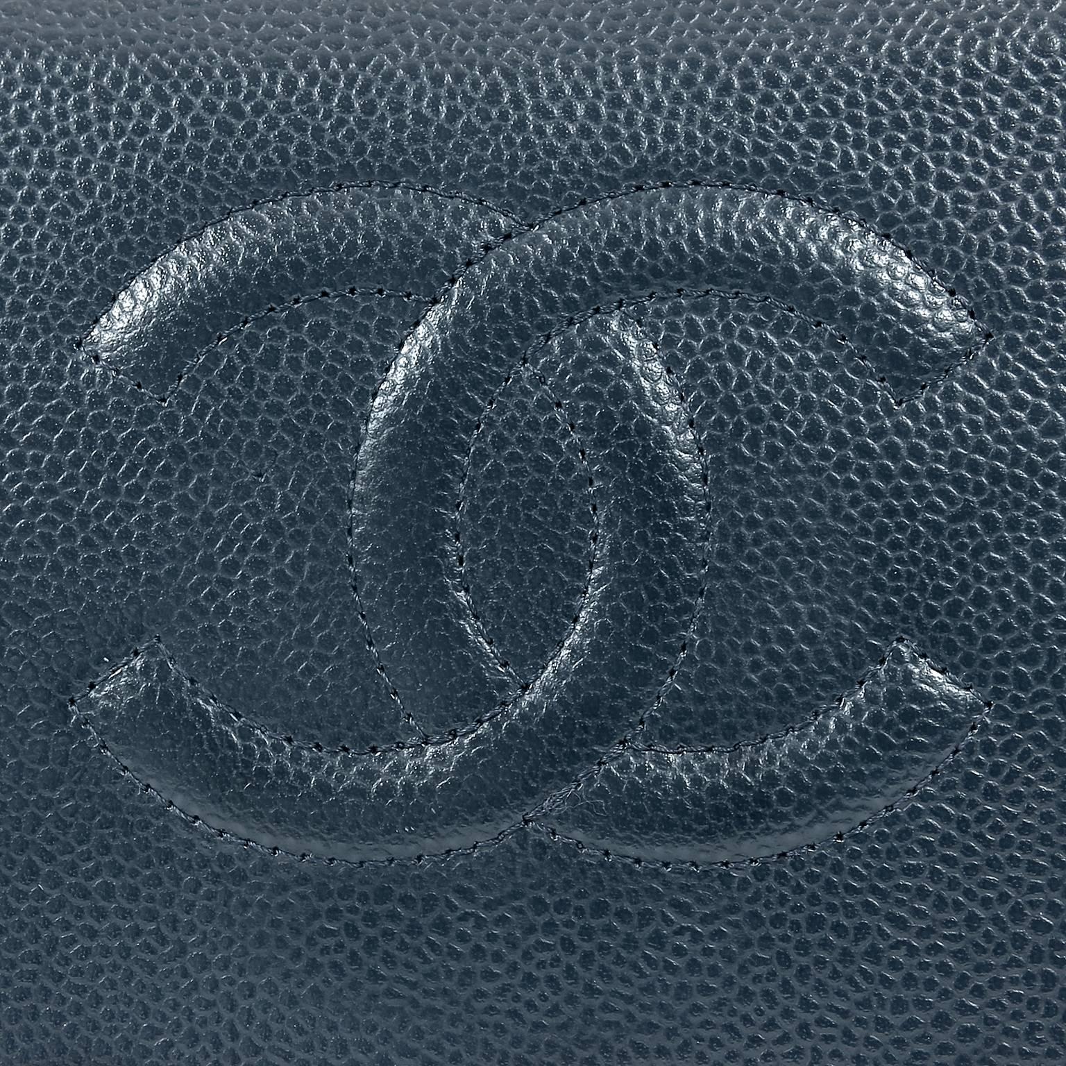 Chanel Navy Caviar Leather XL Zip Wallet For Sale 1