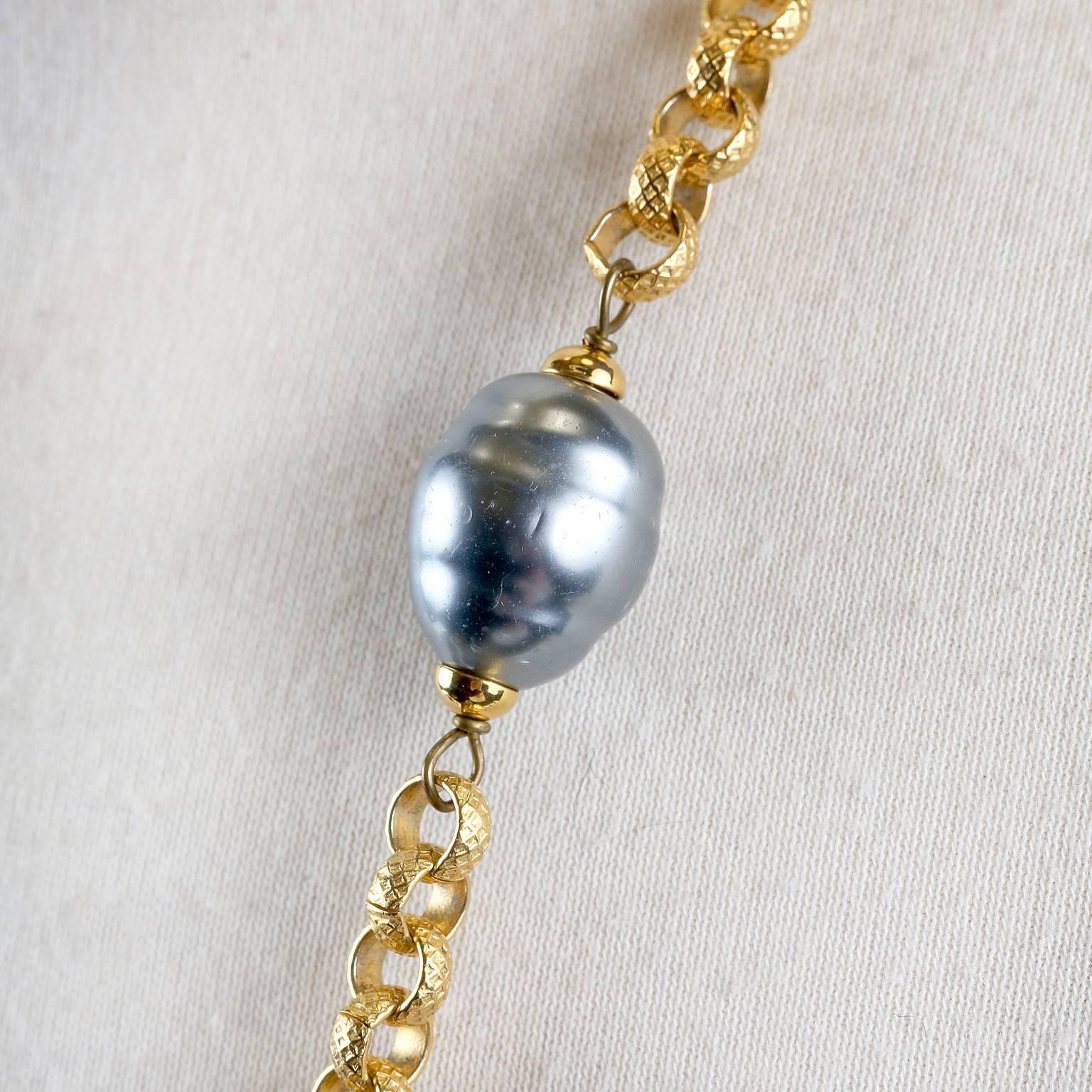 Women's Chanel Pearl and Gold Link Long Necklace