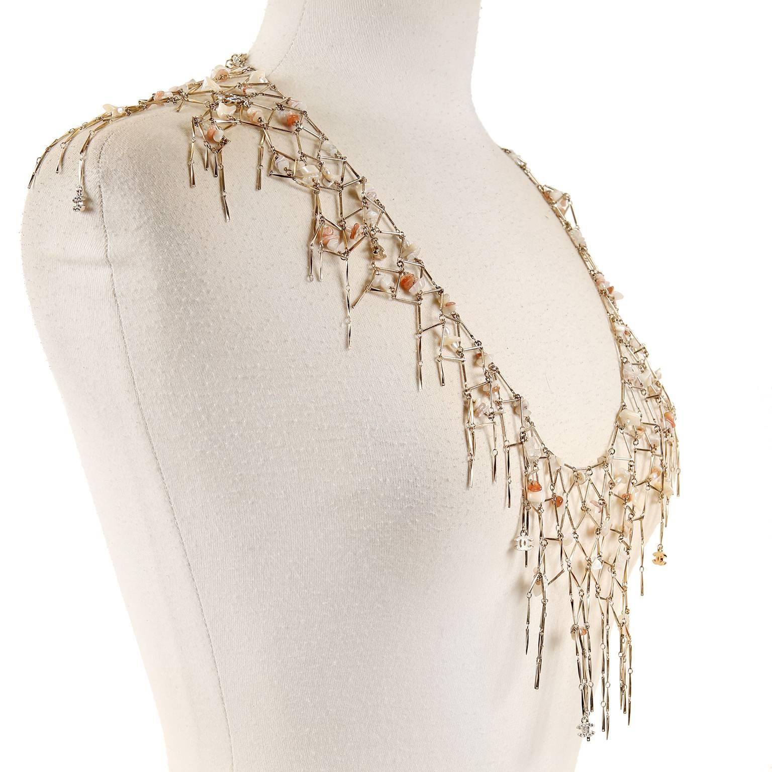 Chanel Gold Net Dripping Chain Necklace In Excellent Condition For Sale In Malibu, CA