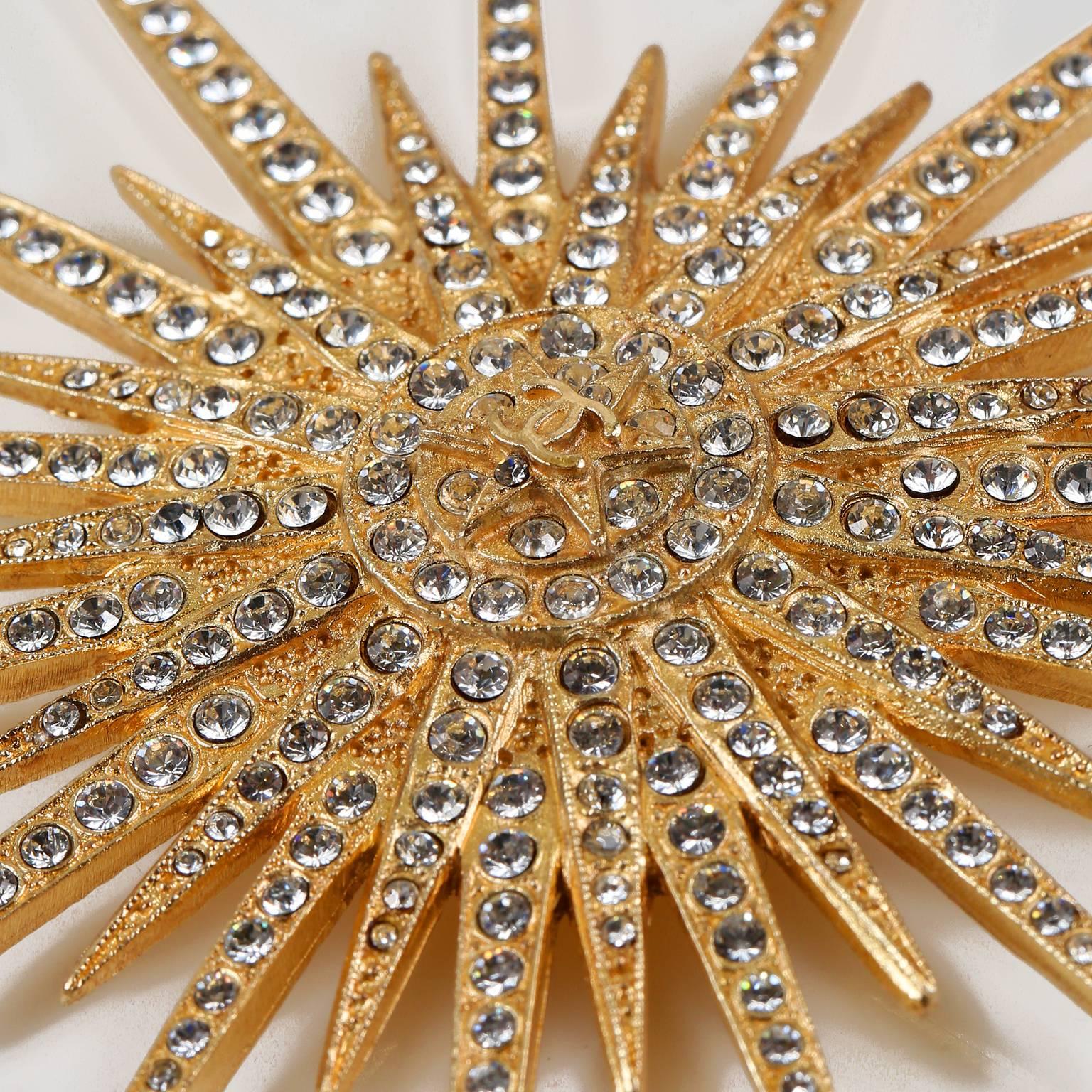 Chanel Gold Starburst Brooch Pin In Excellent Condition For Sale In Malibu, CA