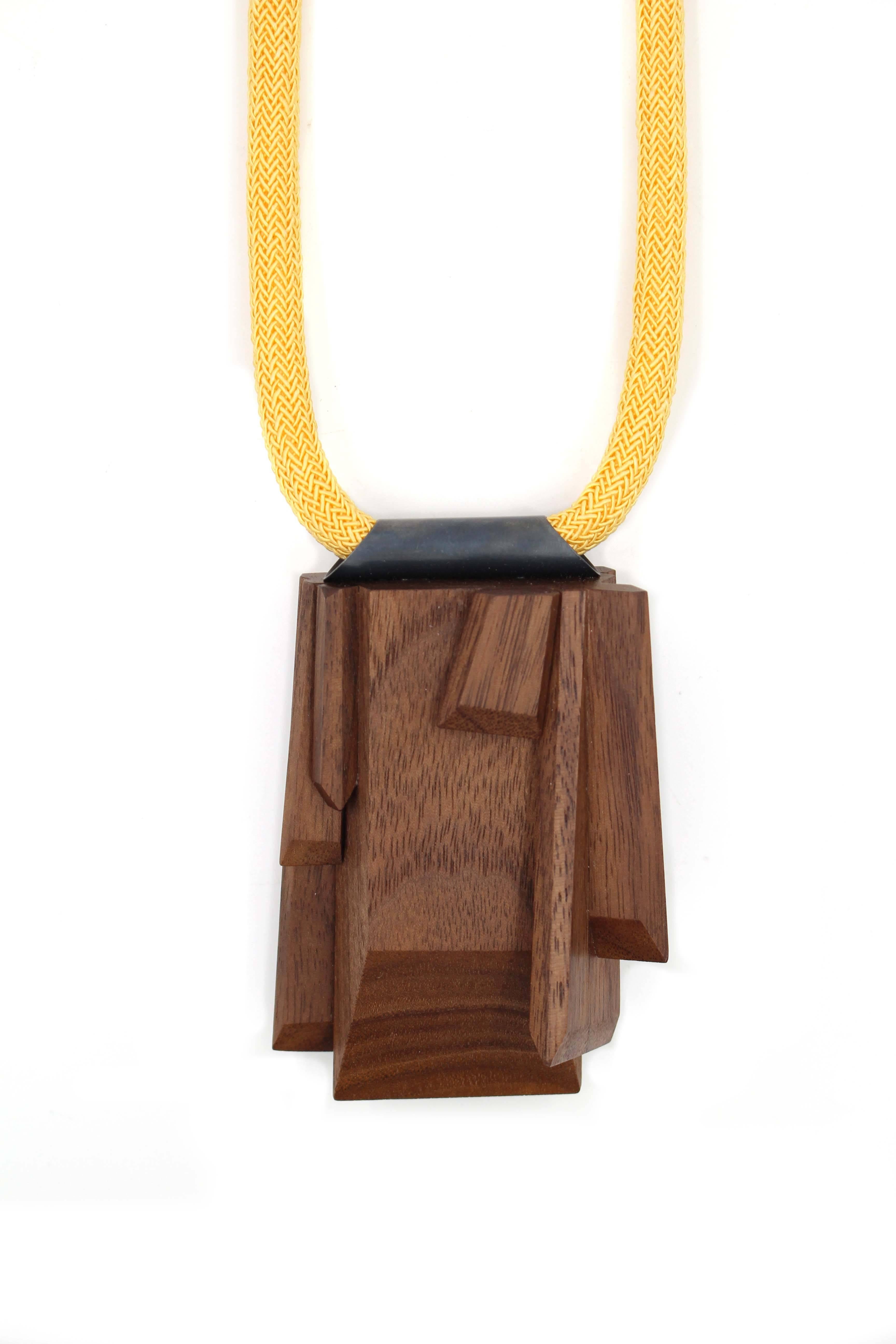 Wood Sugar Crystal Necklace  In New Condition For Sale In Santa Fe, NM