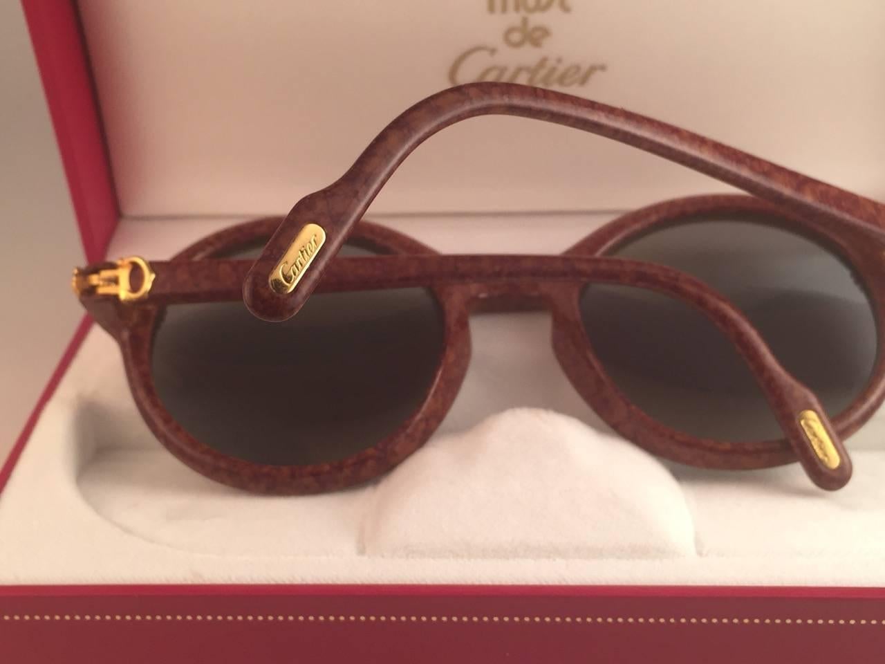 New Cartier Cabriolet Round Brown 49MM 18K Gold Sunglasses France 1990's 2