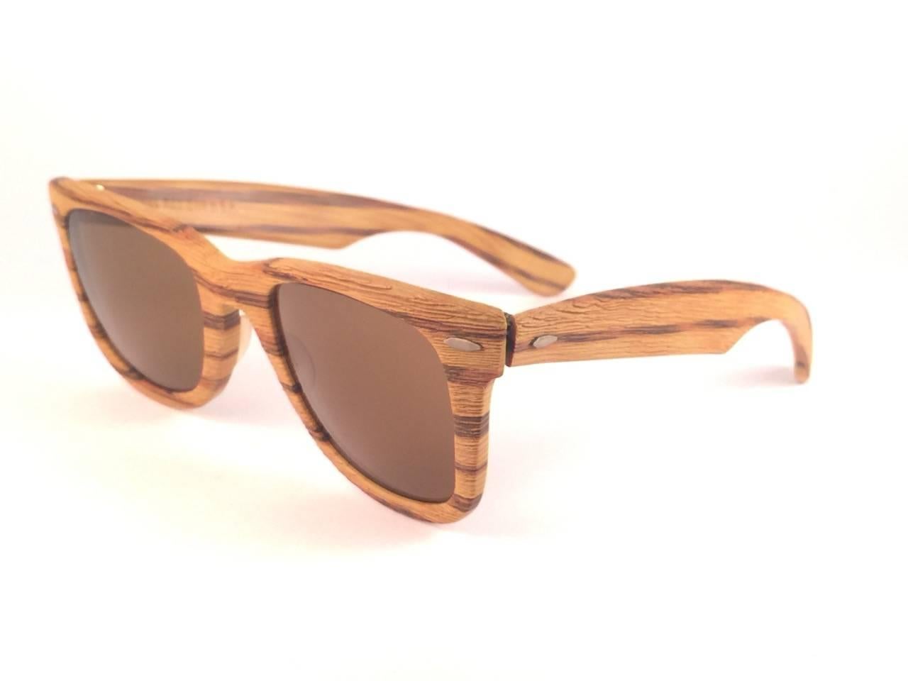 Marron Nouveau Ray Ban The Wayfarer Woodies Teak Edition Collectors USA 80's Sunglasses