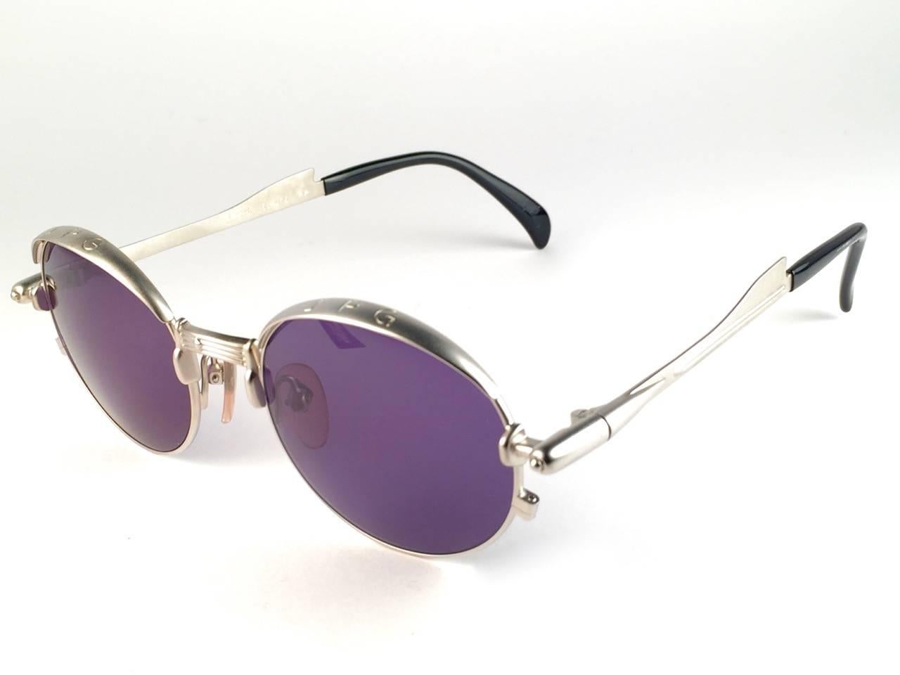 New Jean Paul Gaultier 56 4175 Silver Metal Jet Ornaments Grey Lens 1990's Japan In New Condition In Baleares, Baleares