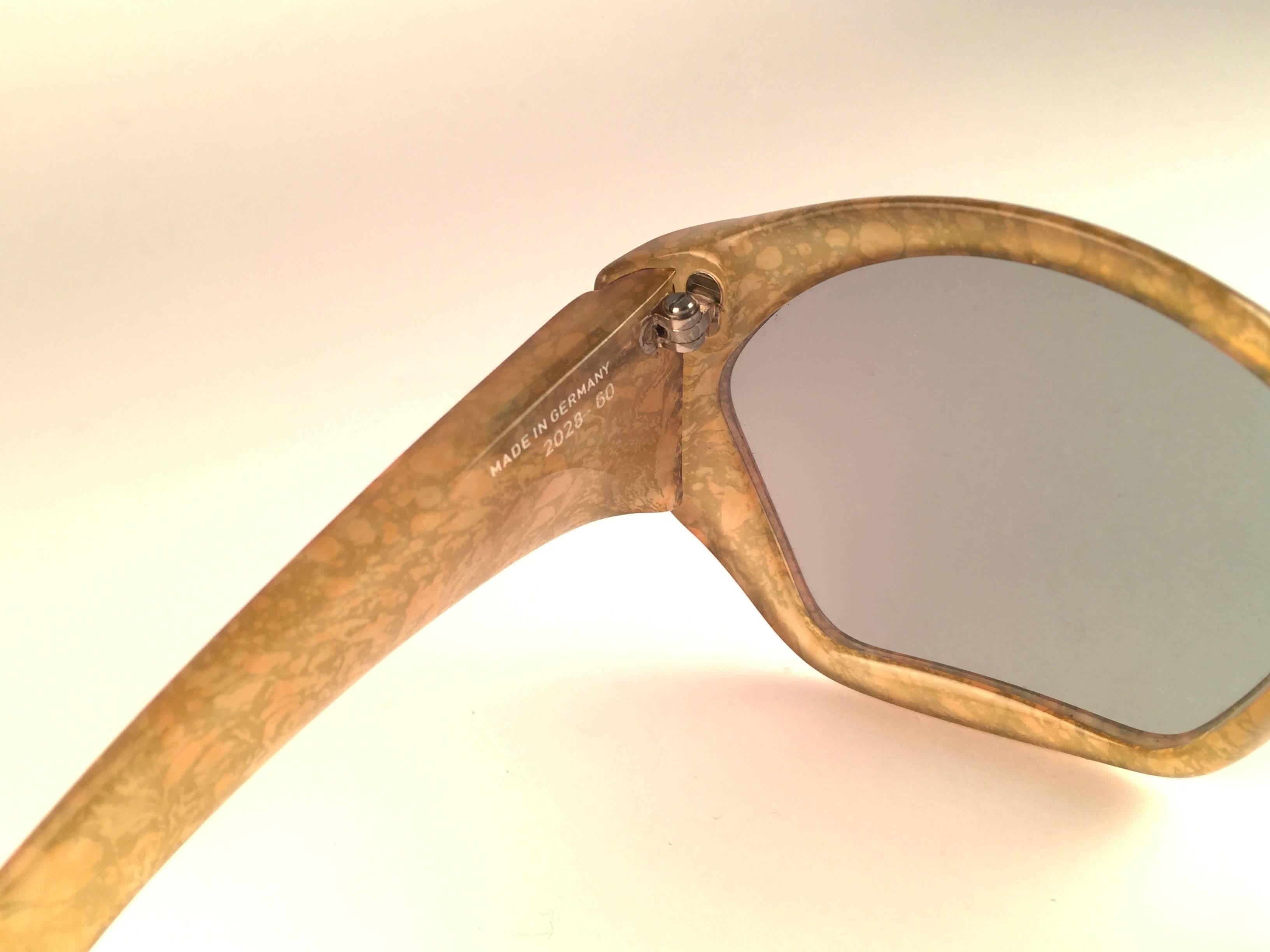 New Vintage Christian Dior 2028 60 Jasped Marbled Green Optyl Sunglasses In New Condition In Baleares, Baleares