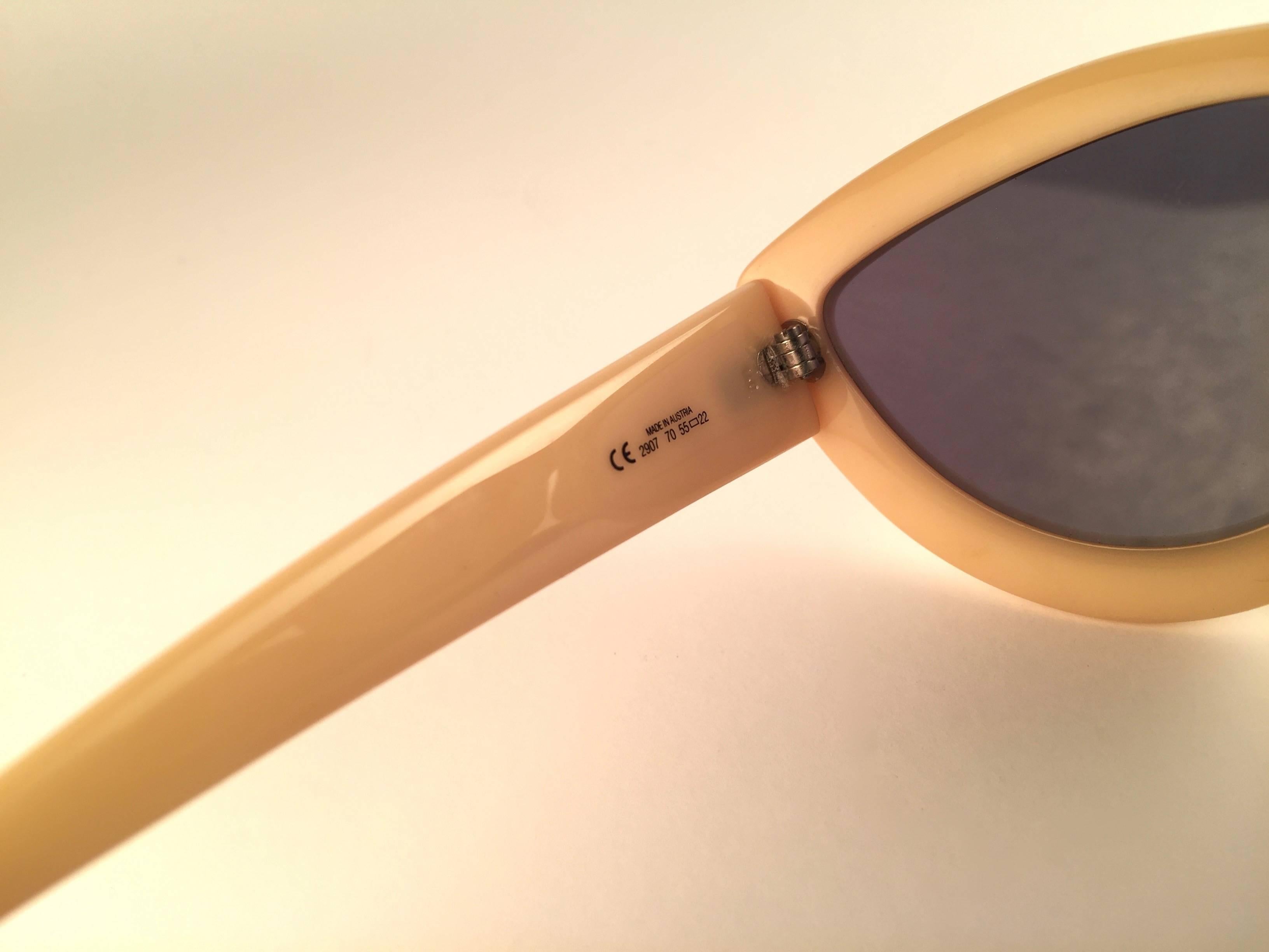 New Vintage Christian Dior 2907 70 Beige Cat Eye Optyl Sunglasses In New Condition In Baleares, Baleares