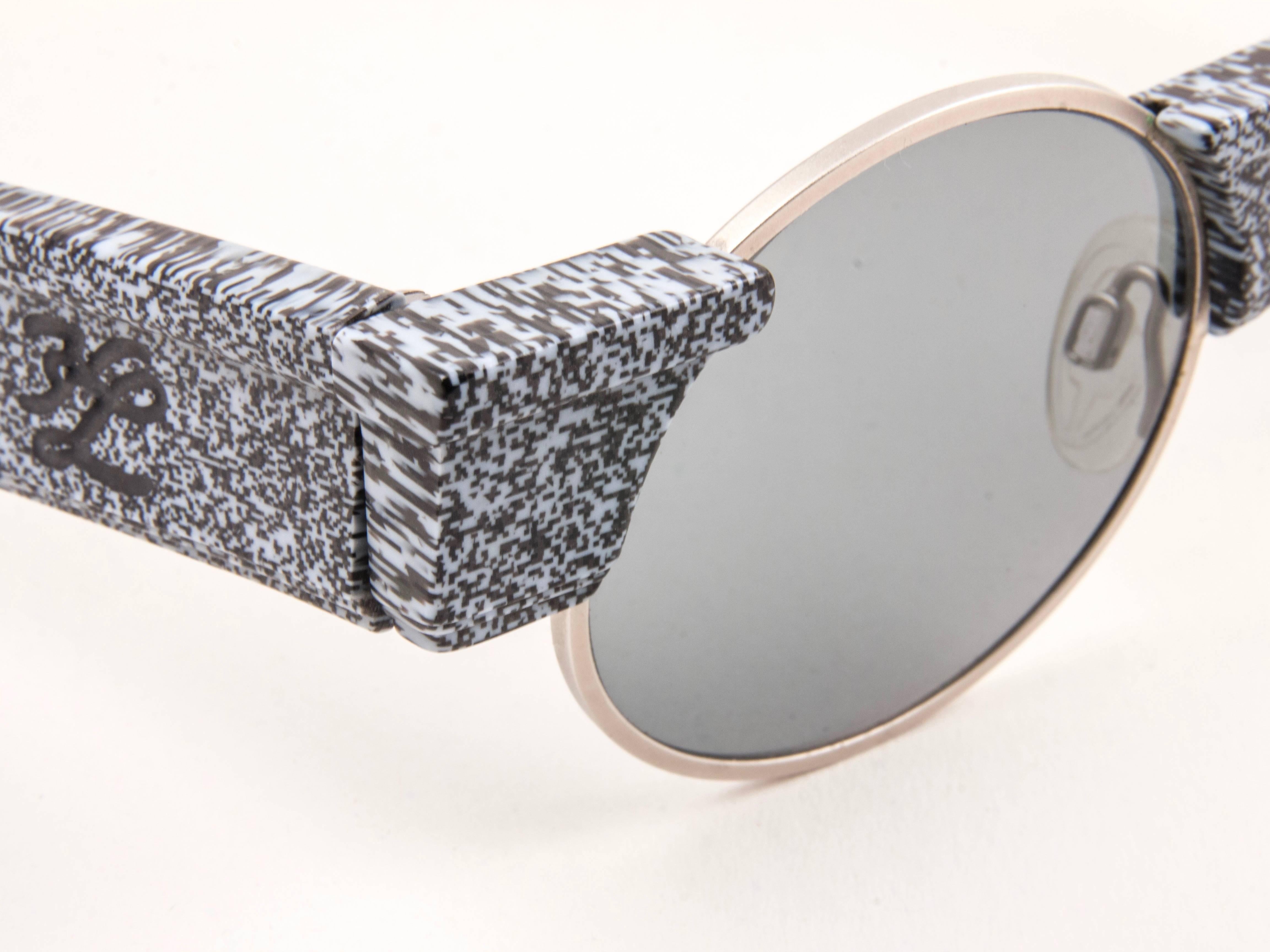 Neu Vintage Karl Lagerfeld Runde graue Marmor 80er Jahre Made In Germany Sonnenbrille 1