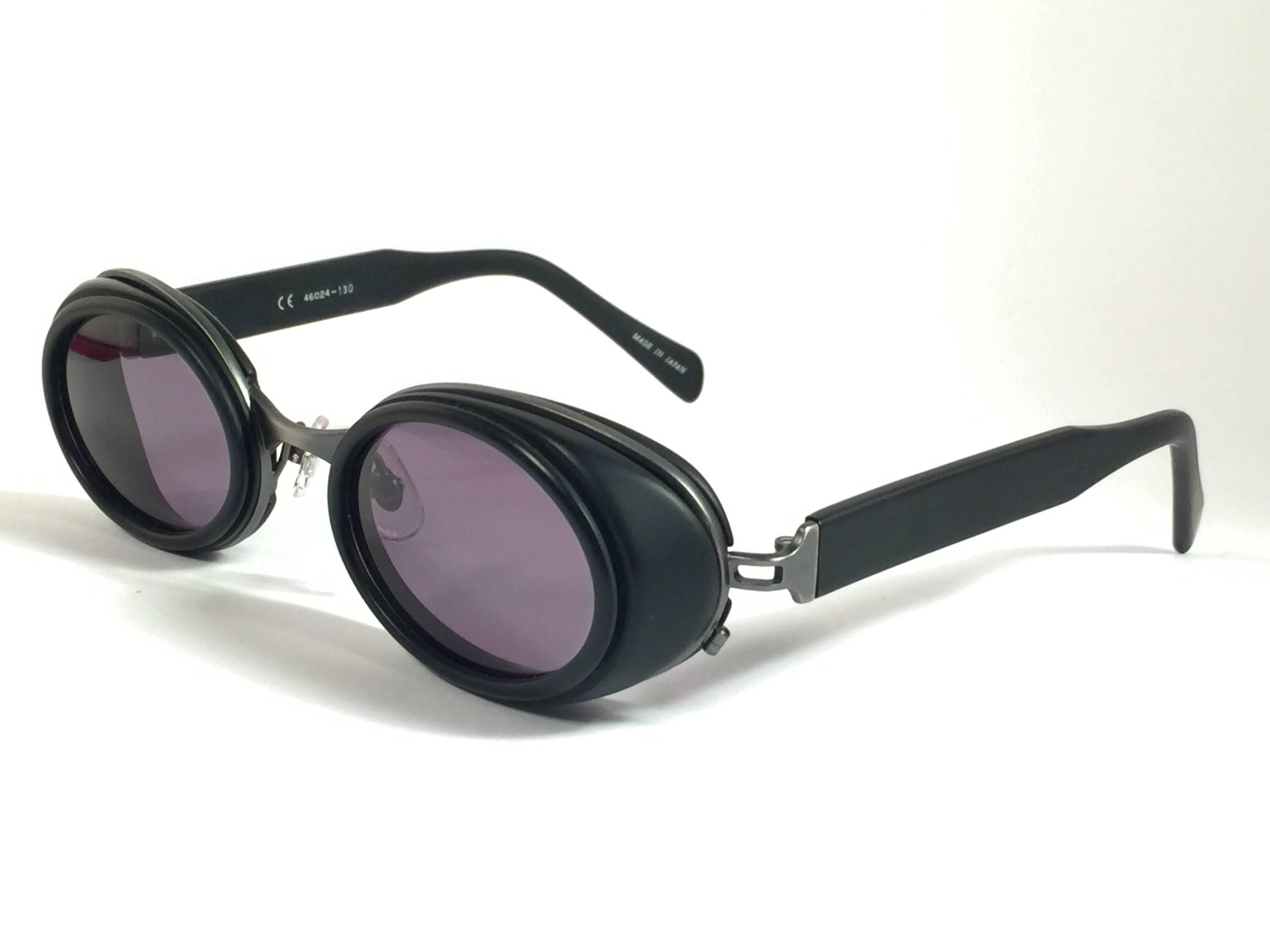 New Vintage Matsuda 10615 Black Matte Oval 1990's Made in Japan Sunglasses In New Condition In Baleares, Baleares