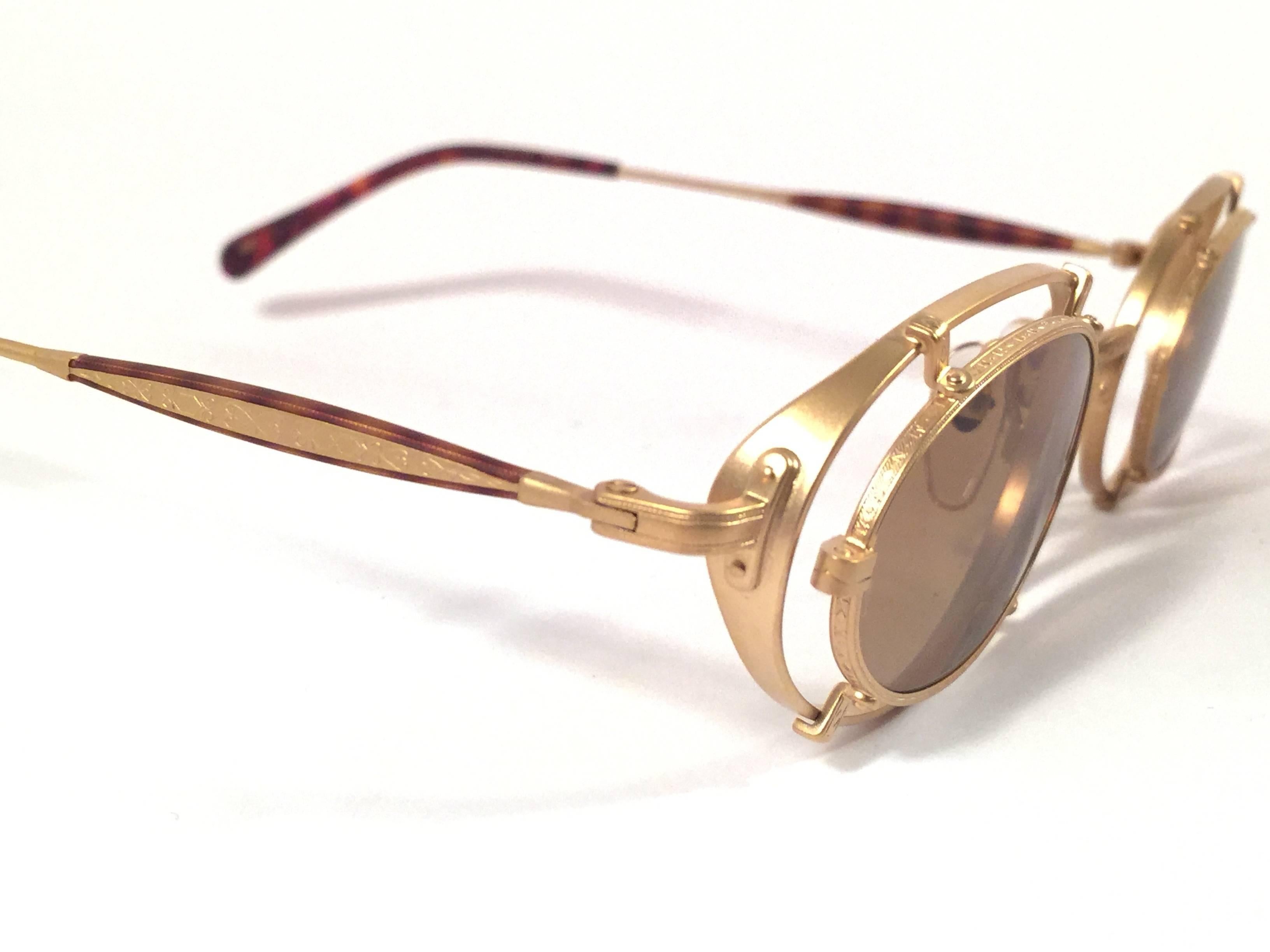 New Vintage Matsuda 10607 Oval Gold Matte Inserts 1990 Made in Japan Sunglasses In New Condition In Baleares, Baleares