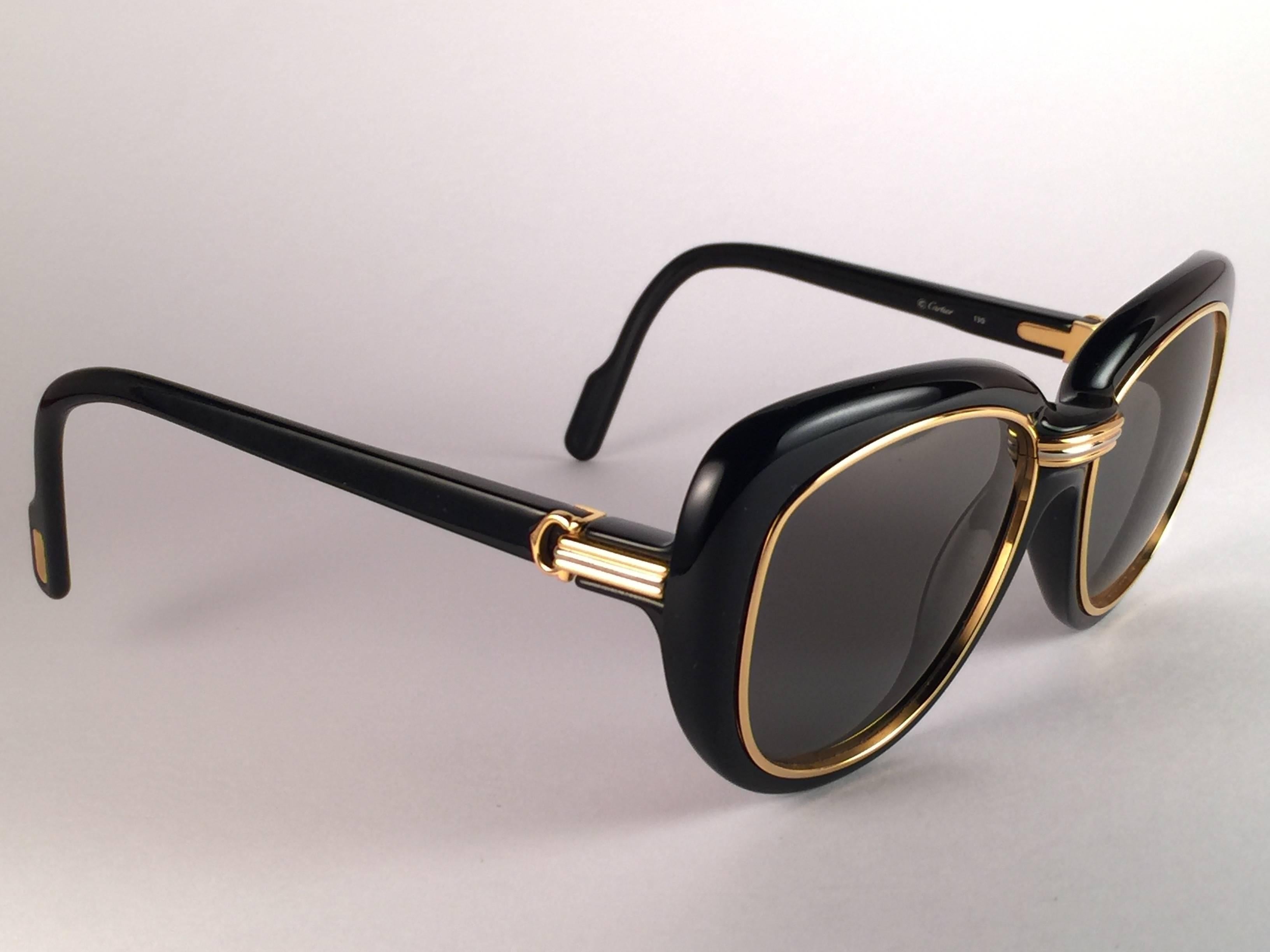 New Vintage Cartier Conquete  57mm Black Gold & Yellow Inserts France Sunglasses In New Condition In Baleares, Baleares