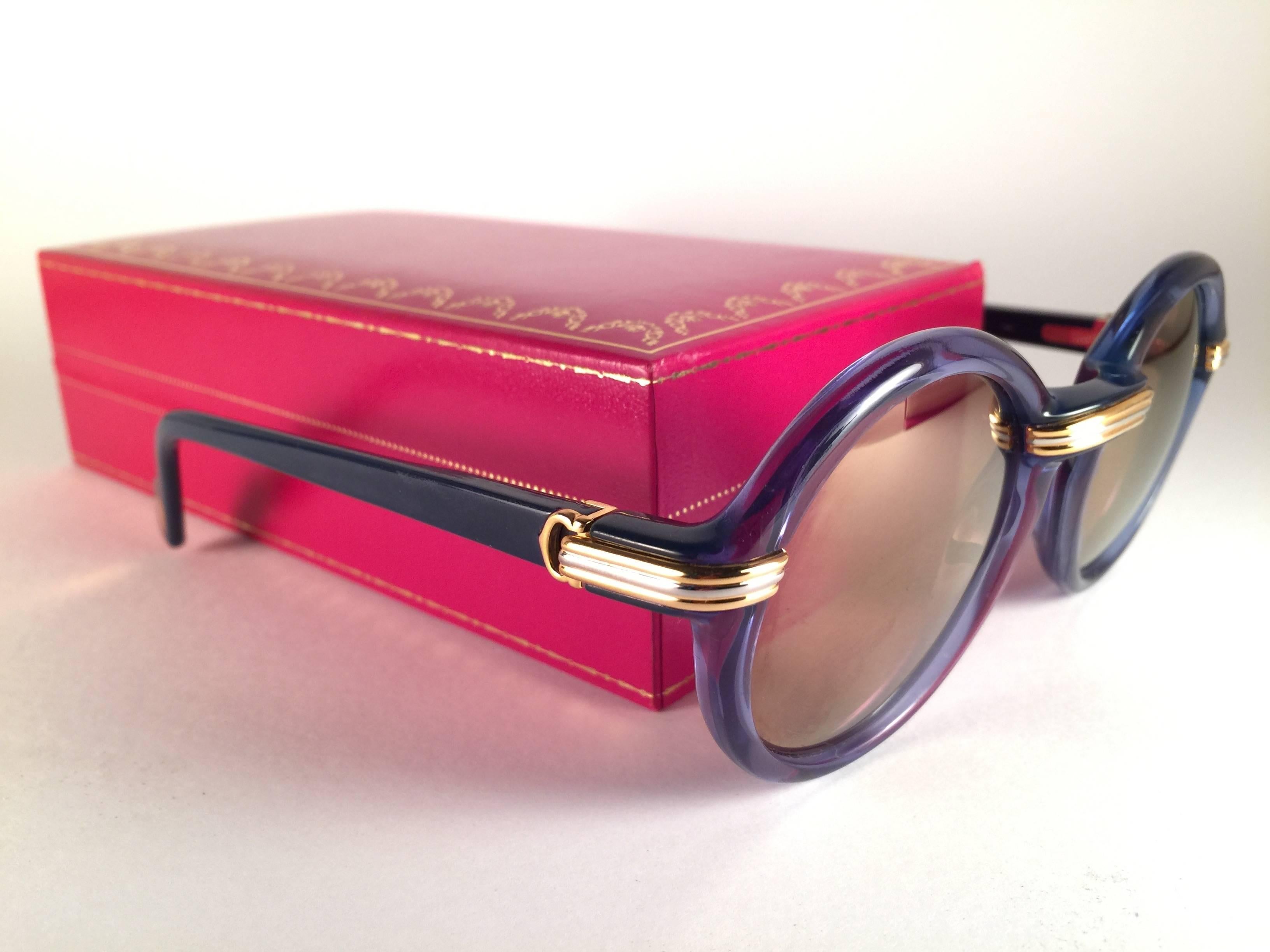 Pink New Cartier Cabriolet Round Translucent Blue & Gold 49MM 18K Sunglasses France