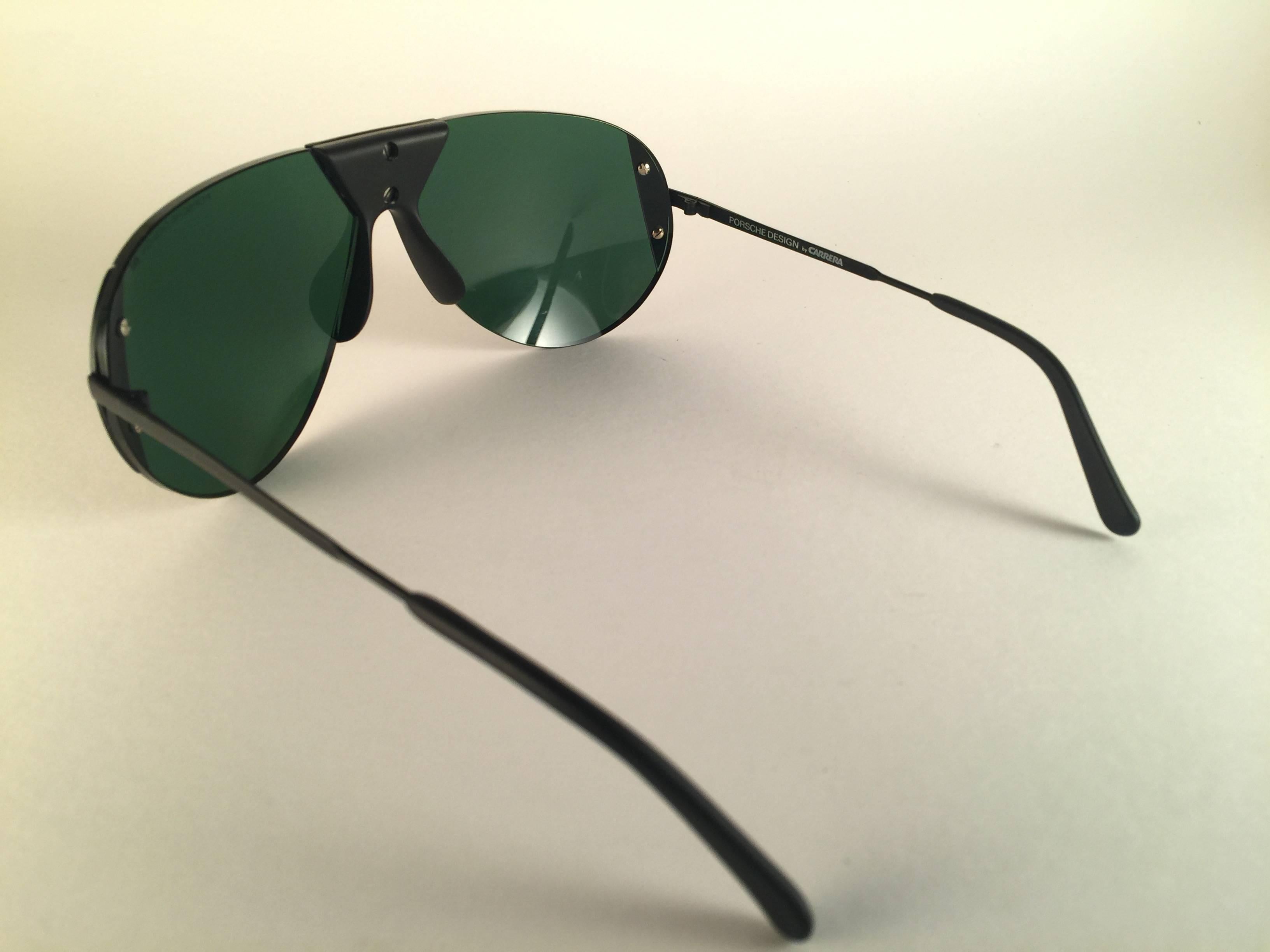 New Vintage Rare Porsche 5636 Black Matte Deep Green Lenses 1980s Sunglasses In New Condition In Baleares, Baleares