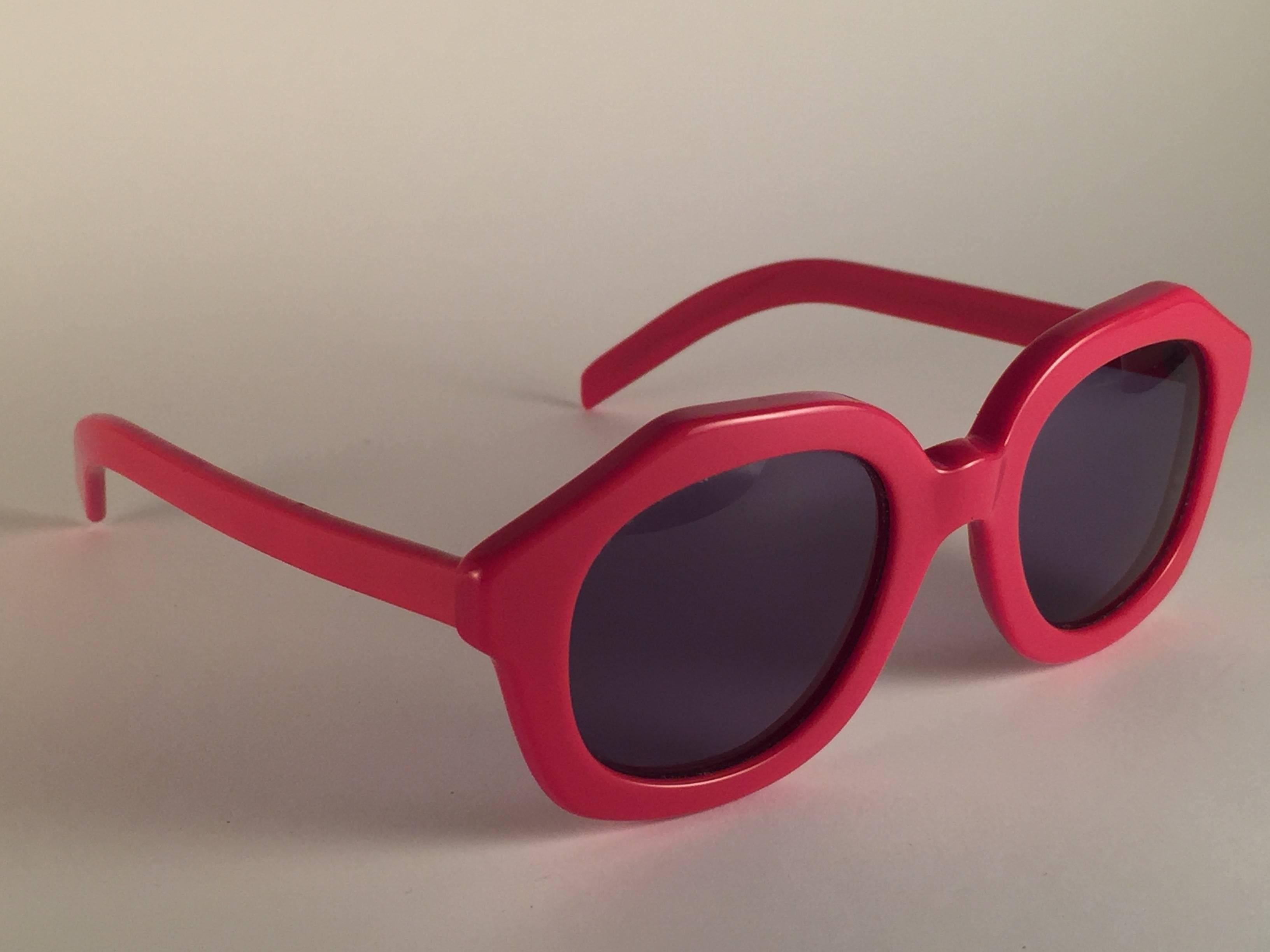 Black New Vintage Alain Mikli Candy Red 089511 Made in France Sunglasses 1980's For Sale