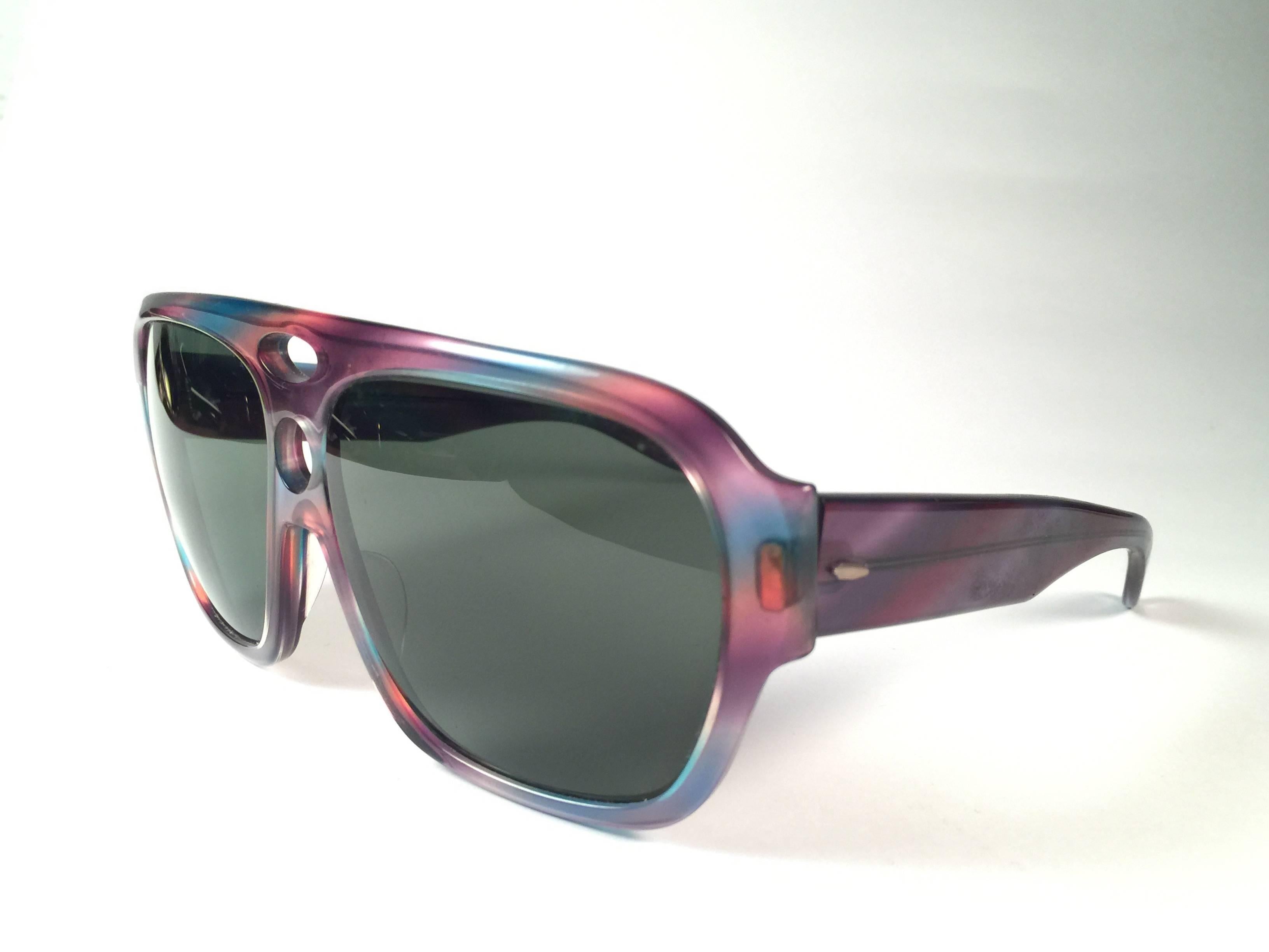 Neu Vintage Ray Ban B&L Corrigan II Mehrfarbige G15 Graue Vintage-Lenses-Sonnenbrille, USA für Damen oder Herren im Angebot