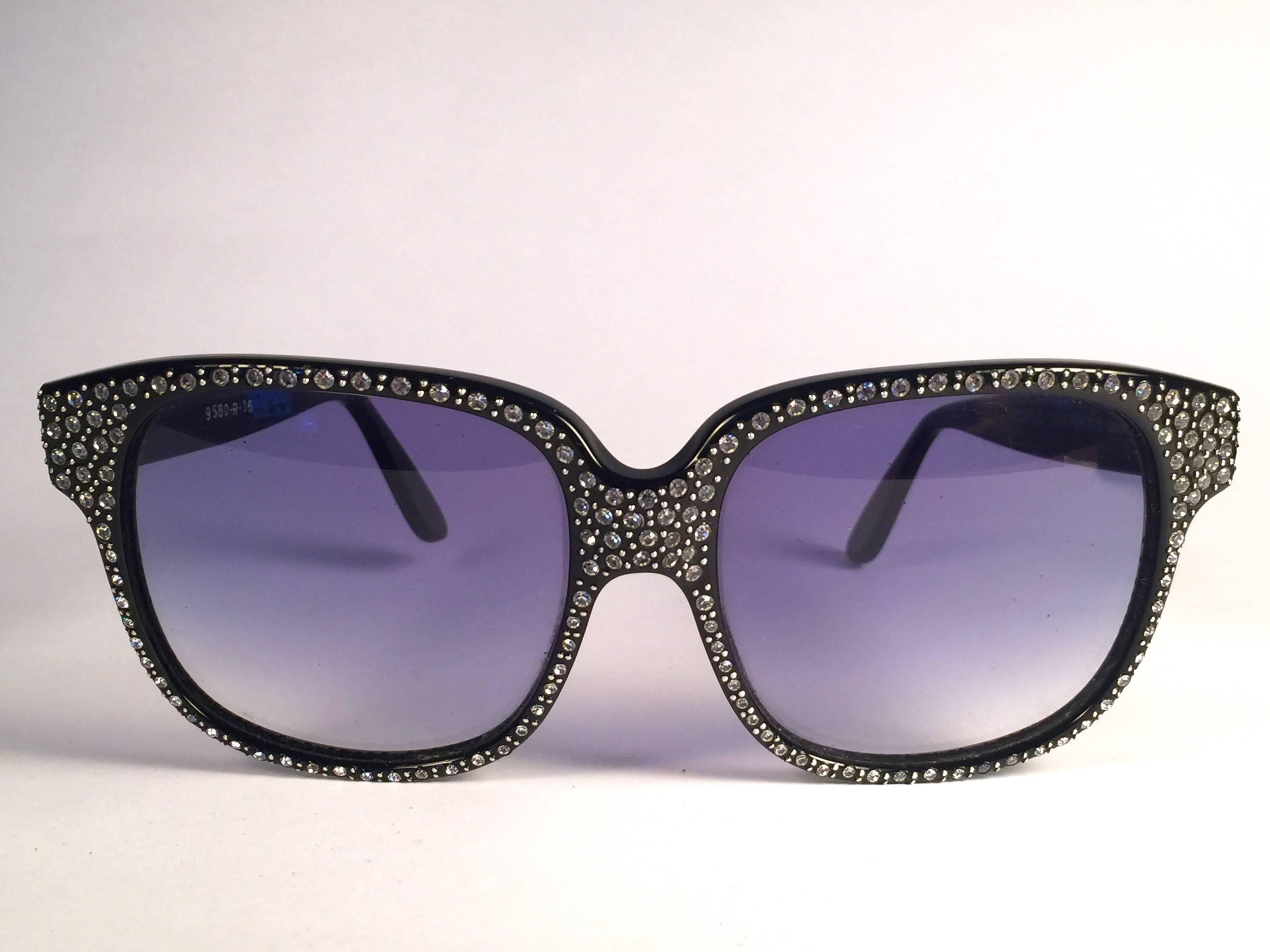 Women's or Men's New Vintage Emanuelle Kahn Paris Rhinestones Accents Black Sunglasses France
