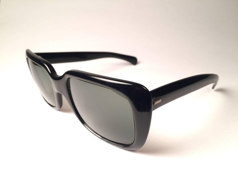 New Vintage Ray Ban Monti Black 1970's G15 Lenses USA Sunglasses at 1stDibs