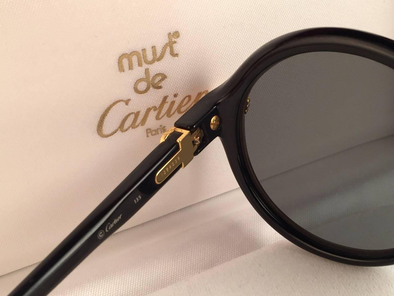 Women's or Men's New Cartier Cabriolet Round Black & Gold 49MM 18K Gold Sunglasses France 1990's