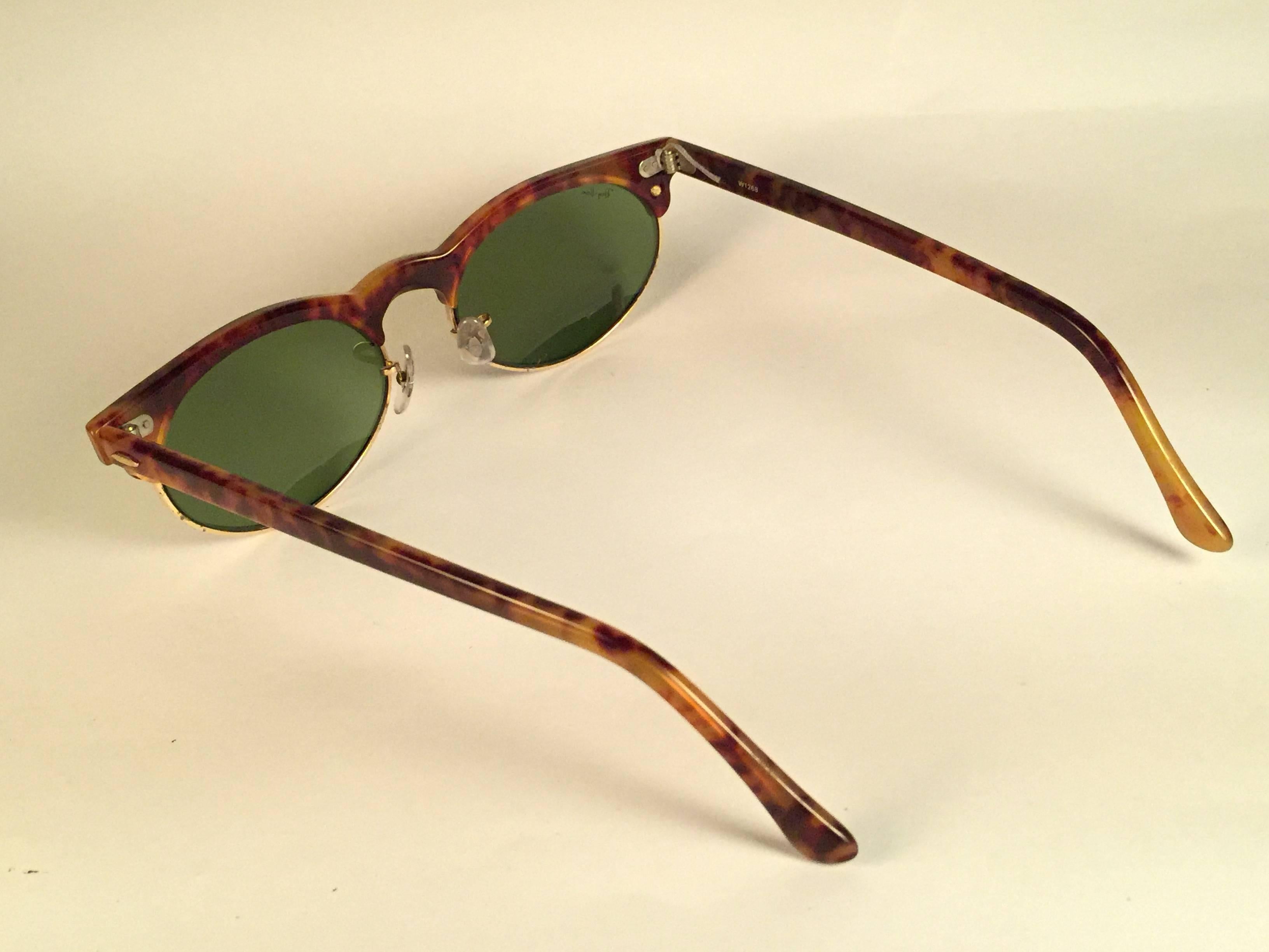 New Vintage Ray Ban B&L Clubmaster Tortoise Gold Oval RB3 Lenses Sunglasses USA In New Condition In Baleares, Baleares