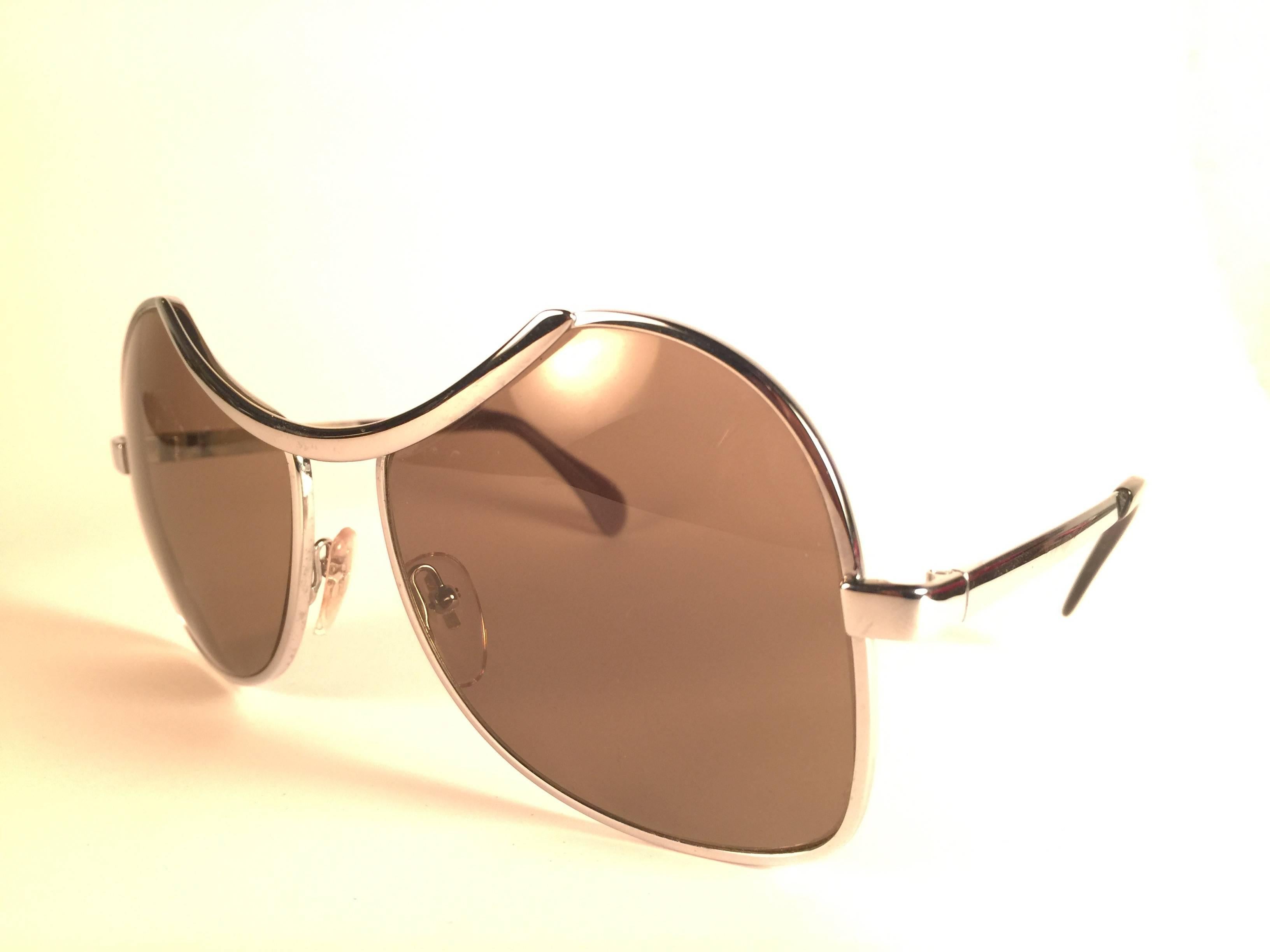 New Vintage Menrad Silver Funk Brown Lenses Germany 1970 Sunglasses  In New Condition For Sale In Baleares, Baleares