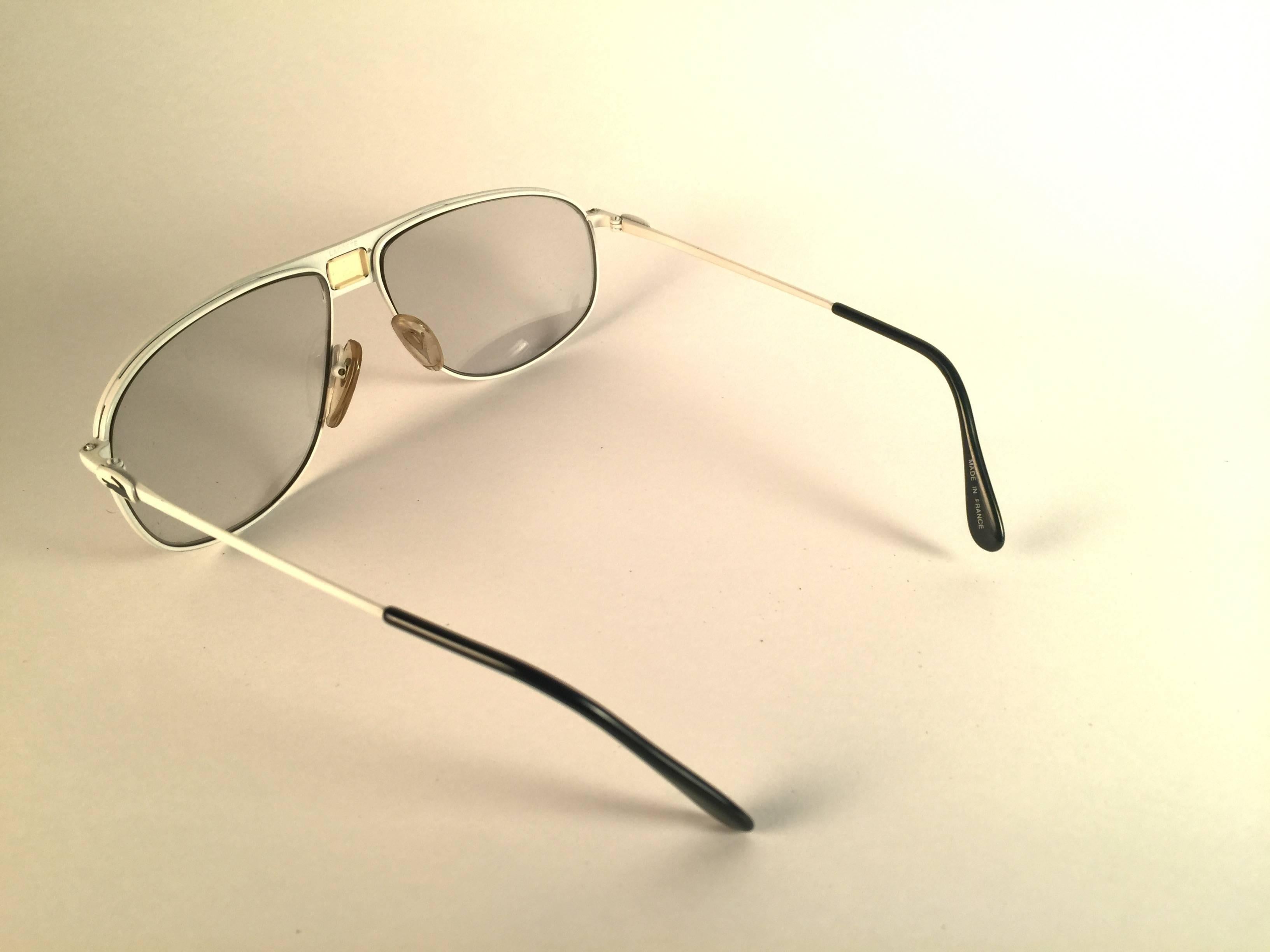 New Vintage Lacoste White Green Accents 1980's Sunglasses Made in France  In New Condition In Baleares, Baleares