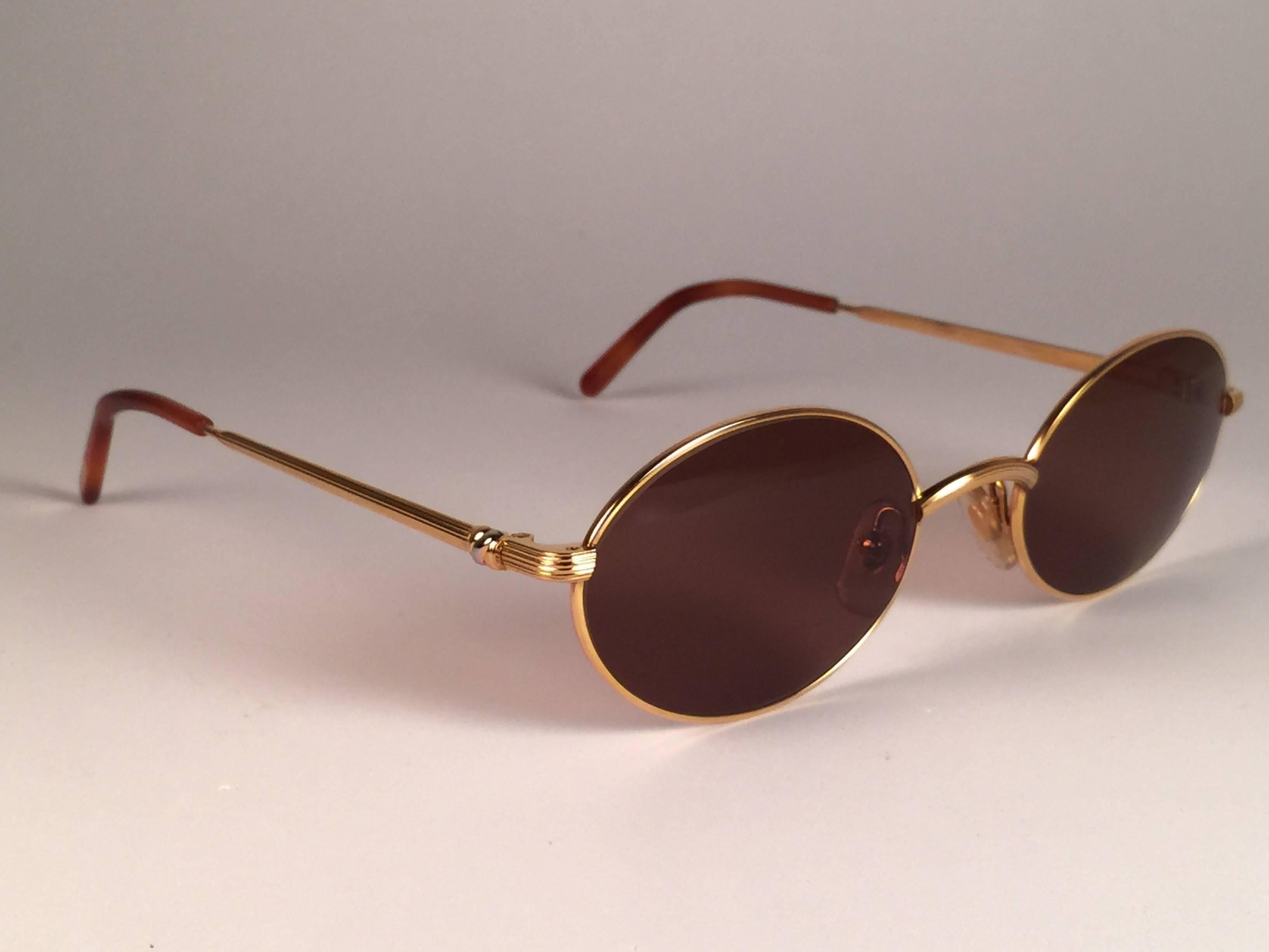 New Vintage Cartier Sorbonne Gold Plated Solid Brown Lens France 1990 Sunglasses In New Condition In Baleares, Baleares