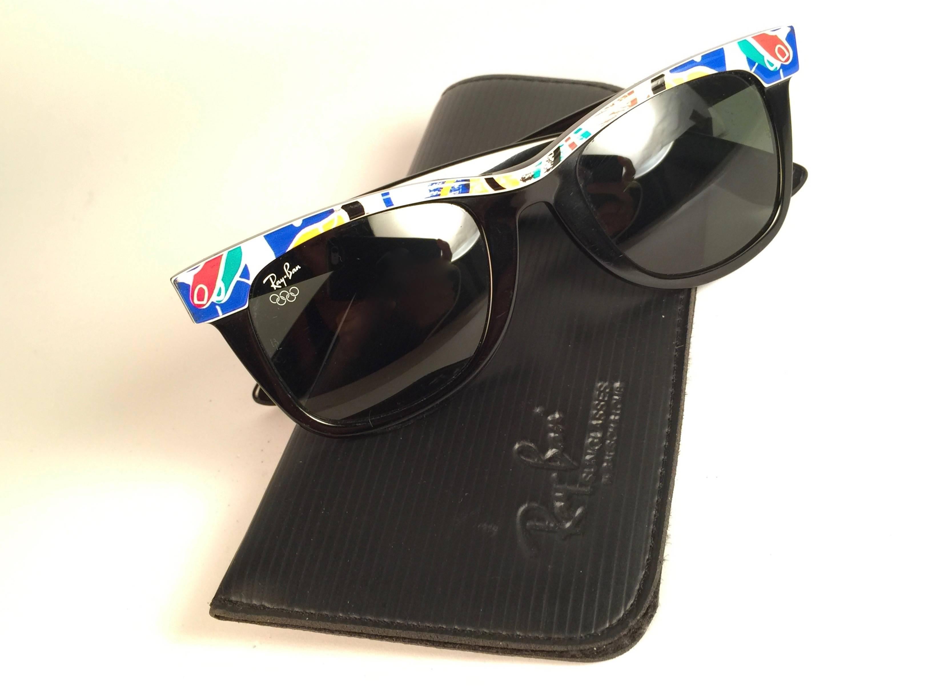 Vintage Ray Ban The Wayfarer Olympics Barcelona 1992 B&L USA 80's Sunglasses