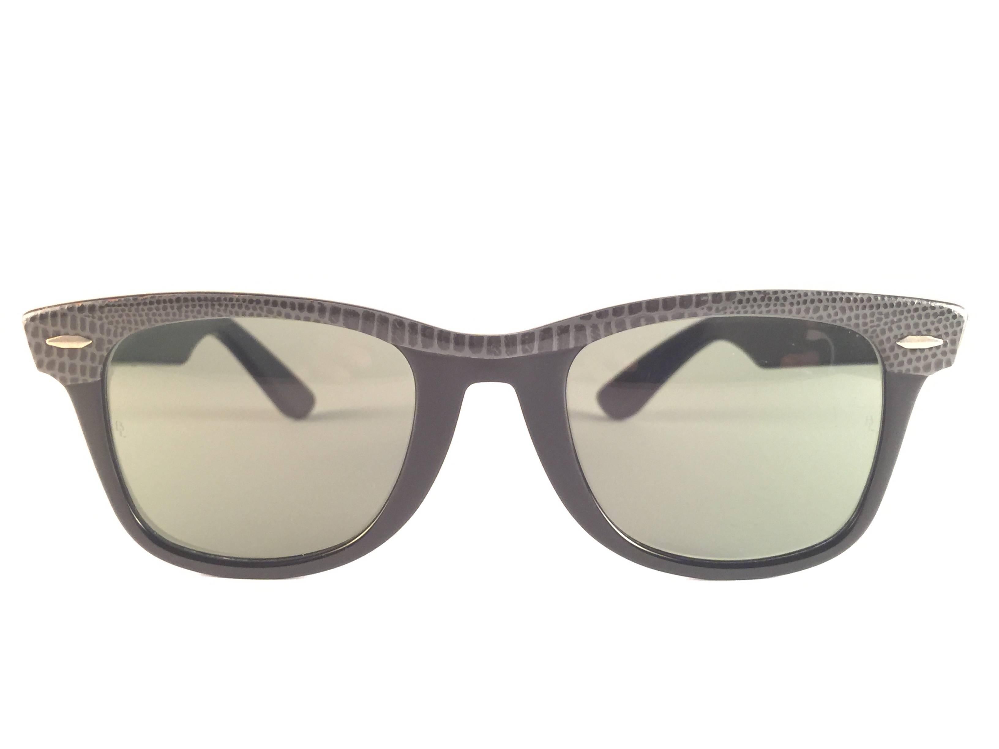 New Ray Ban The Wayfarer Leather B&L G15 Grey Lenses USA 80's ...