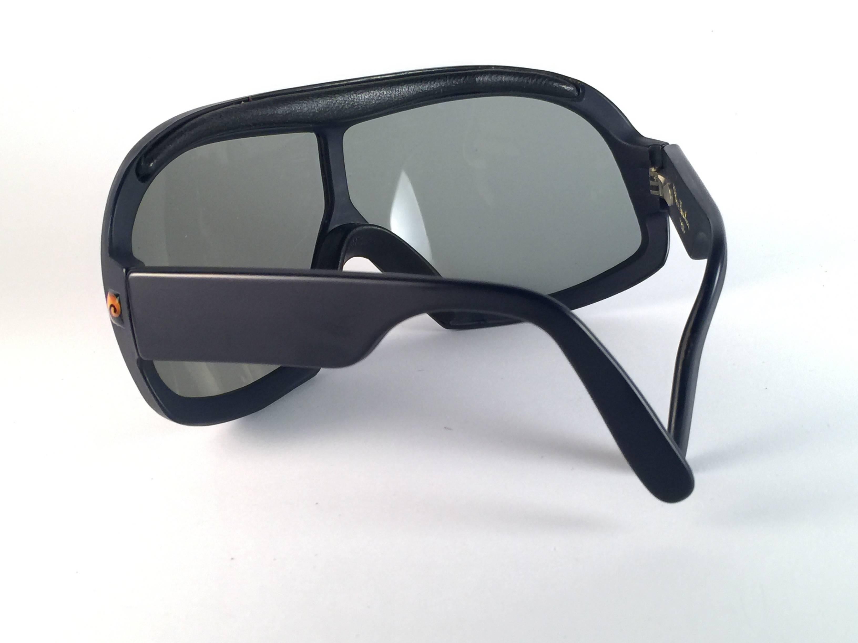 Women's or Men's New Vintage Pierre Cardin Ski Haute Sports Light Grey Lens 1970's Sunglasses