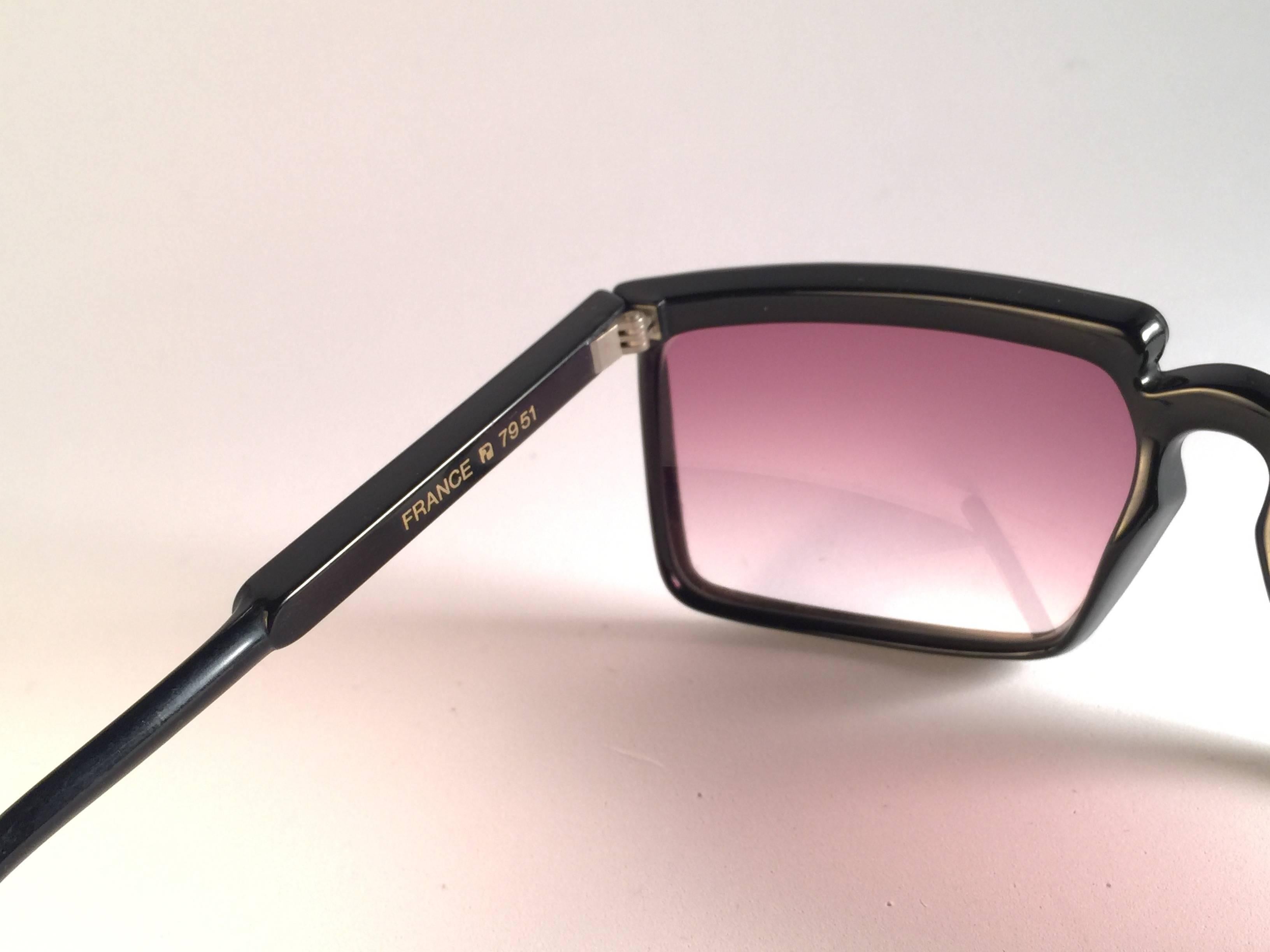 Black New Vintage Yves Saint Laurent YSL 7951 1980 France Sunglasses