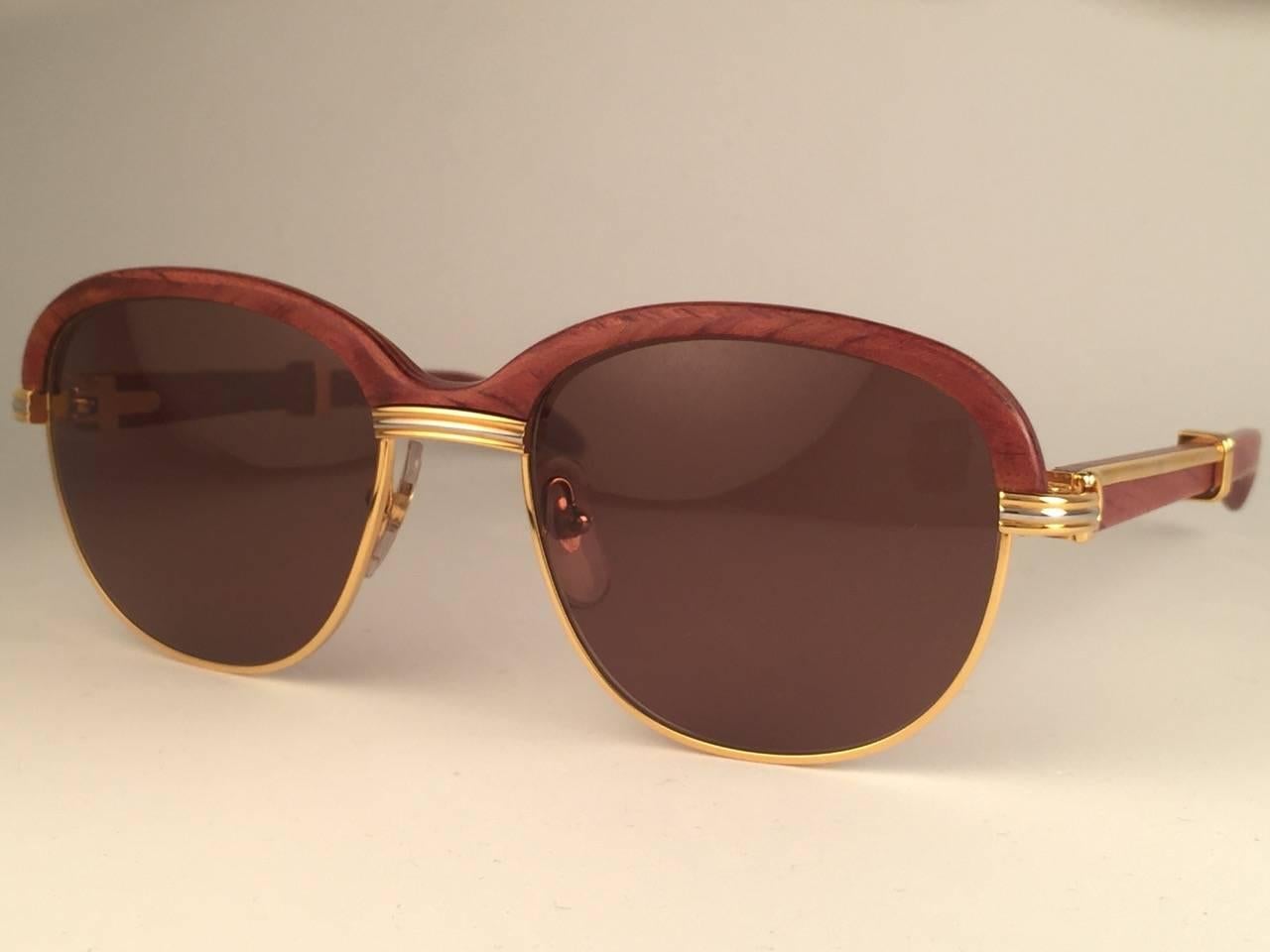 New Cartier Wood Malmaison Precious Wood Palisander and Gold 54mm Sunglasses In New Condition In Baleares, Baleares