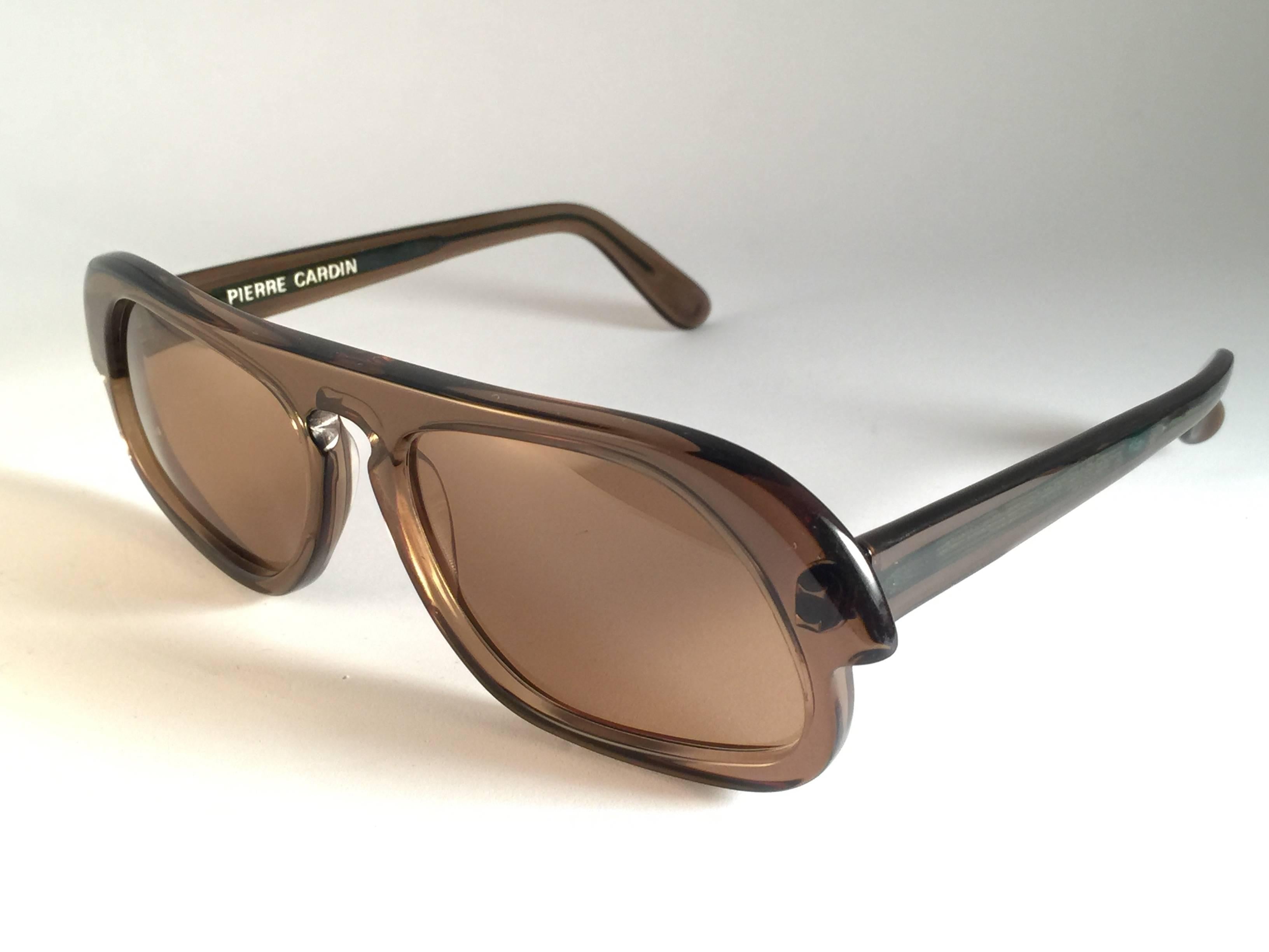 Women's or Men's New Vintage Rare Pierre Cardin Brown Solid Lens 1960's sunglasses For Sale
